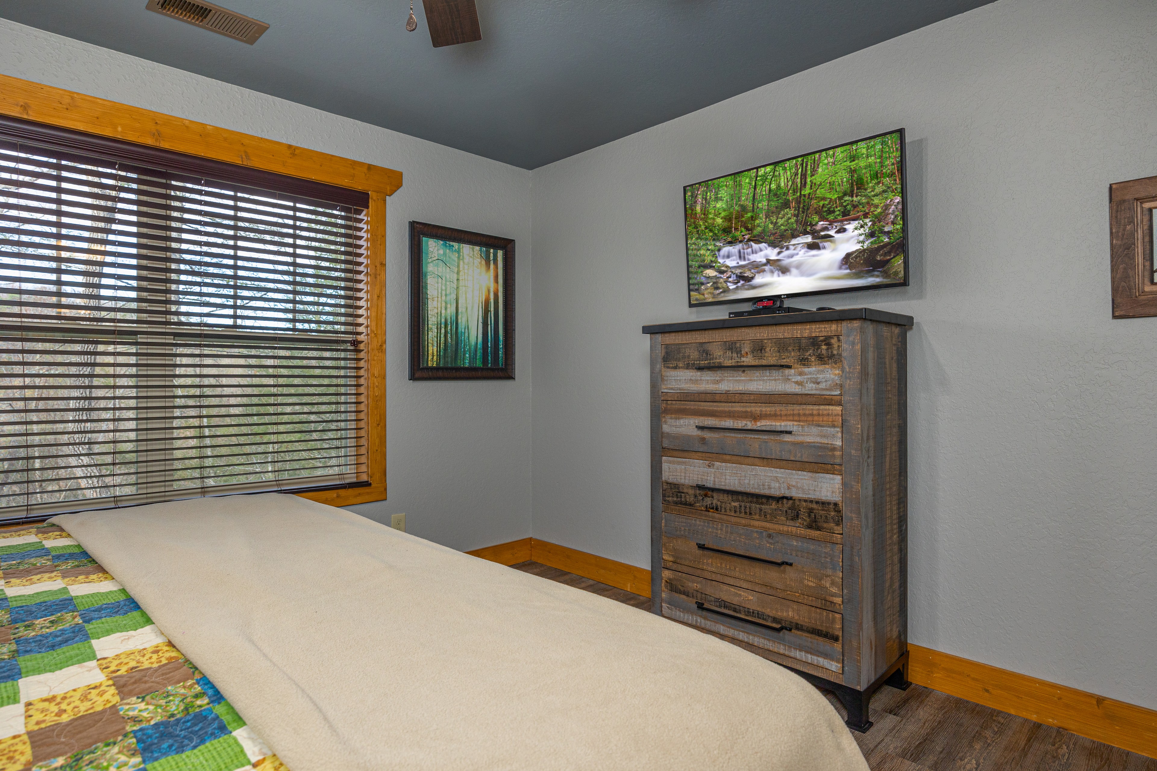 Mountain Sunrise Pool Cottage | Photo 22