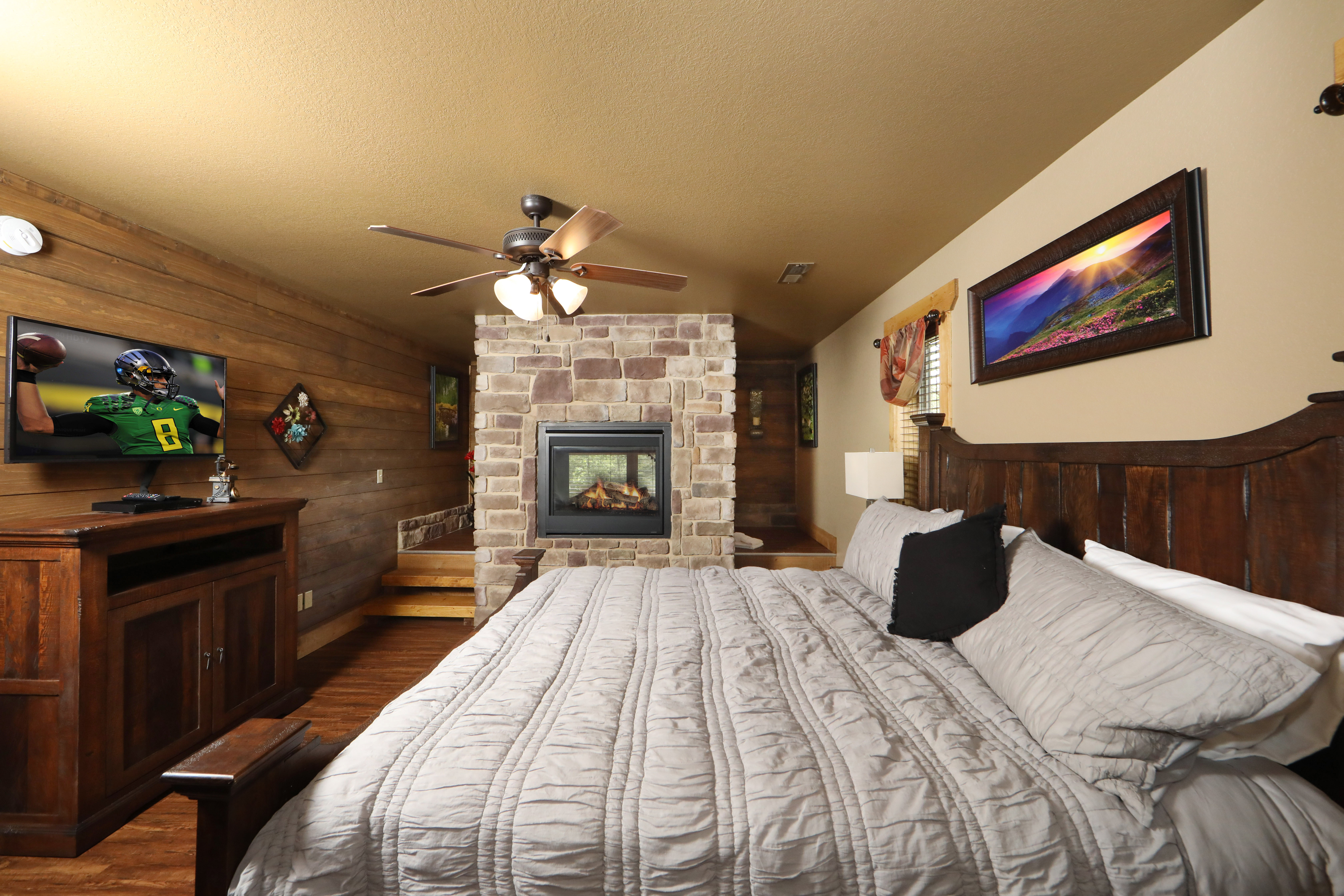 Movie Dive-Inn | Photo 18