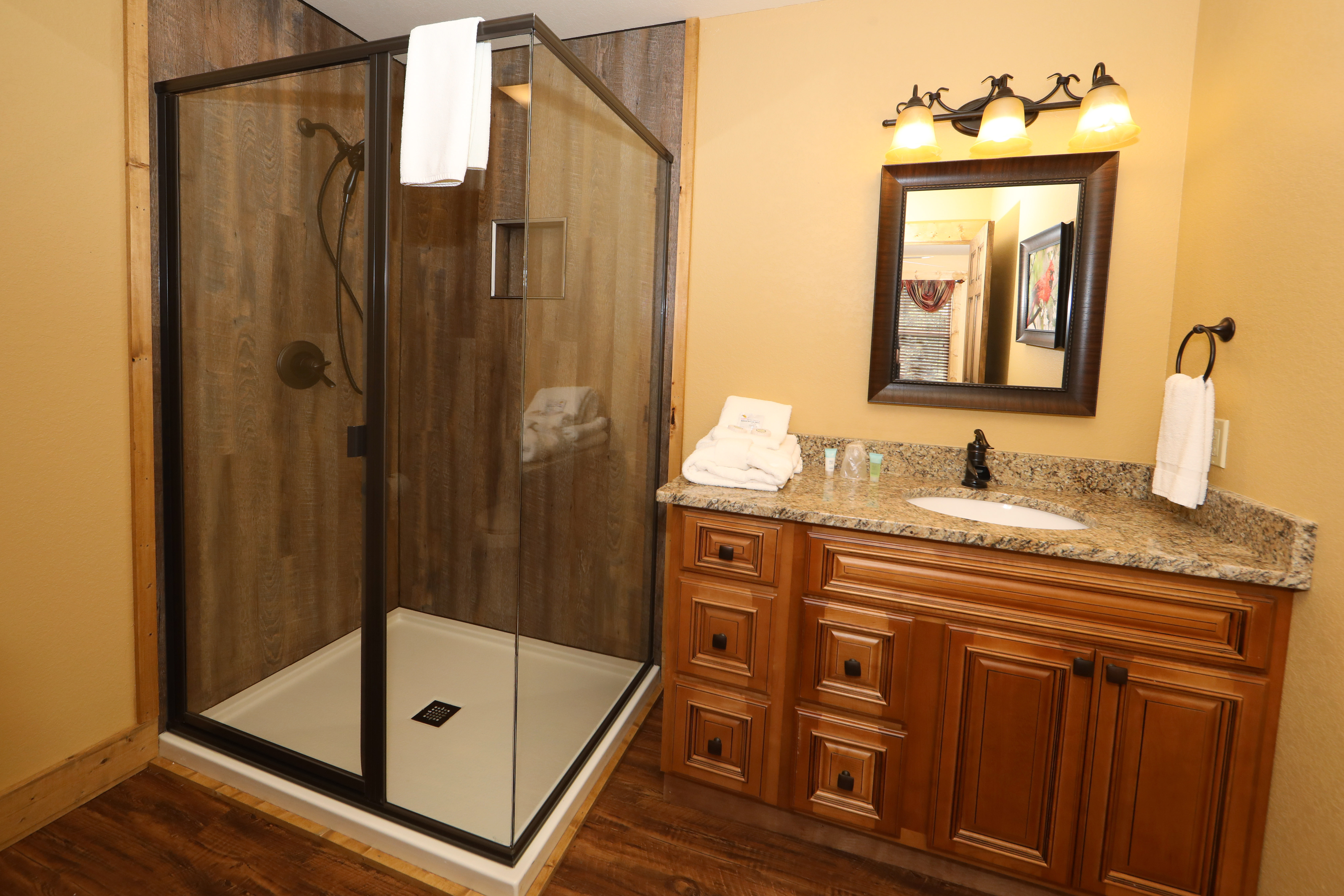 Movie Dive-Inn | Photo 23