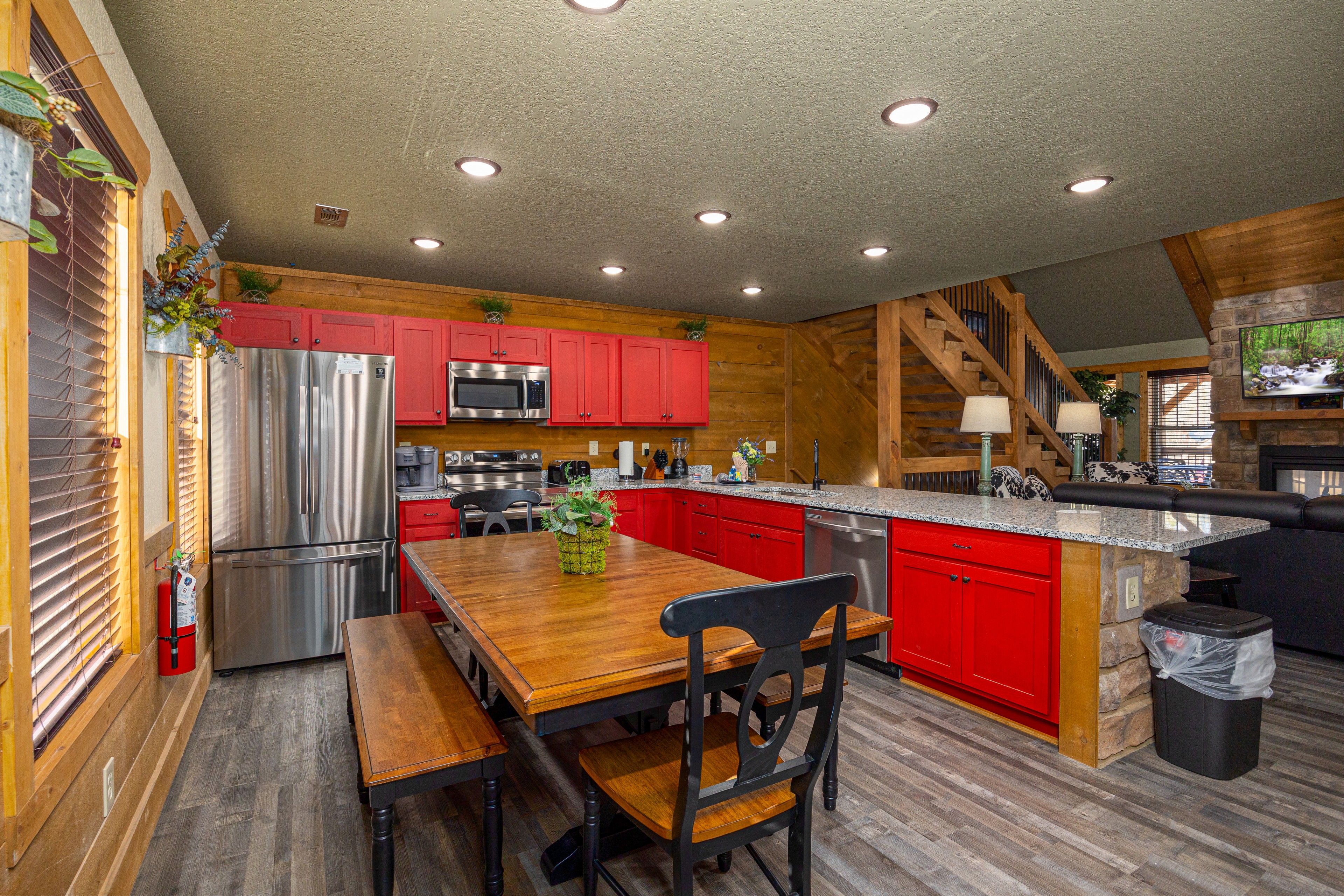 Poolside Paradise | Photo 7