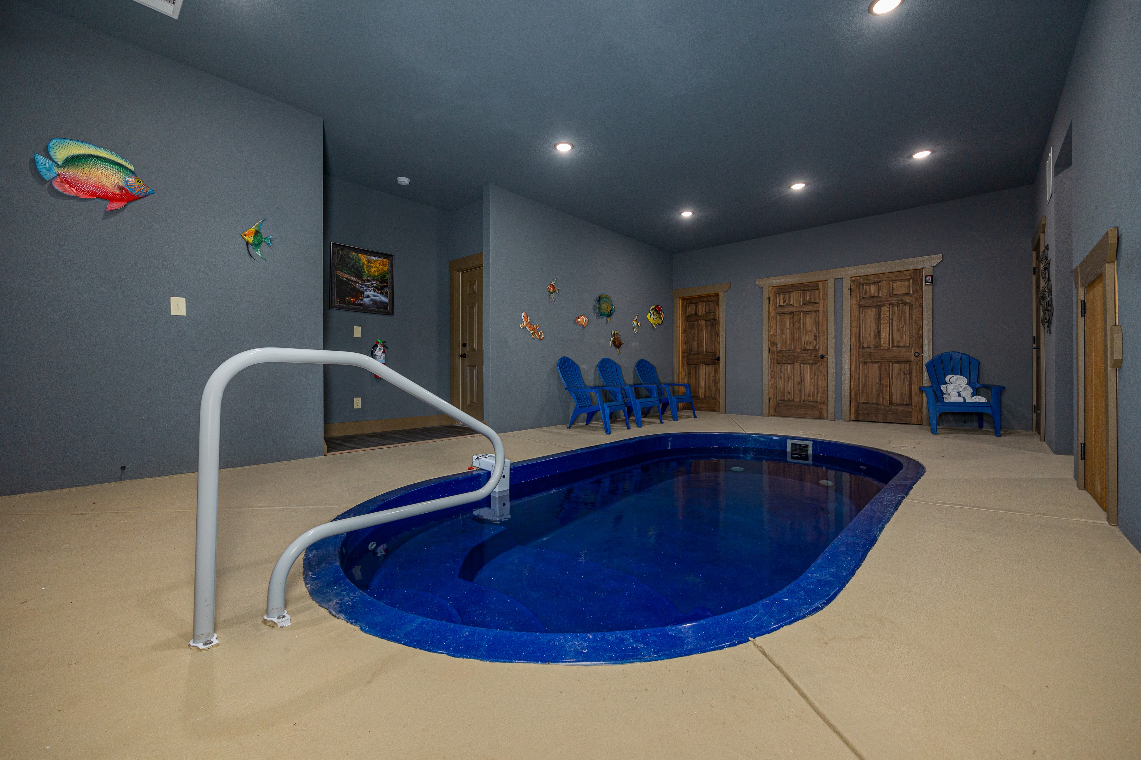 Poolside Paradise | Photo 1