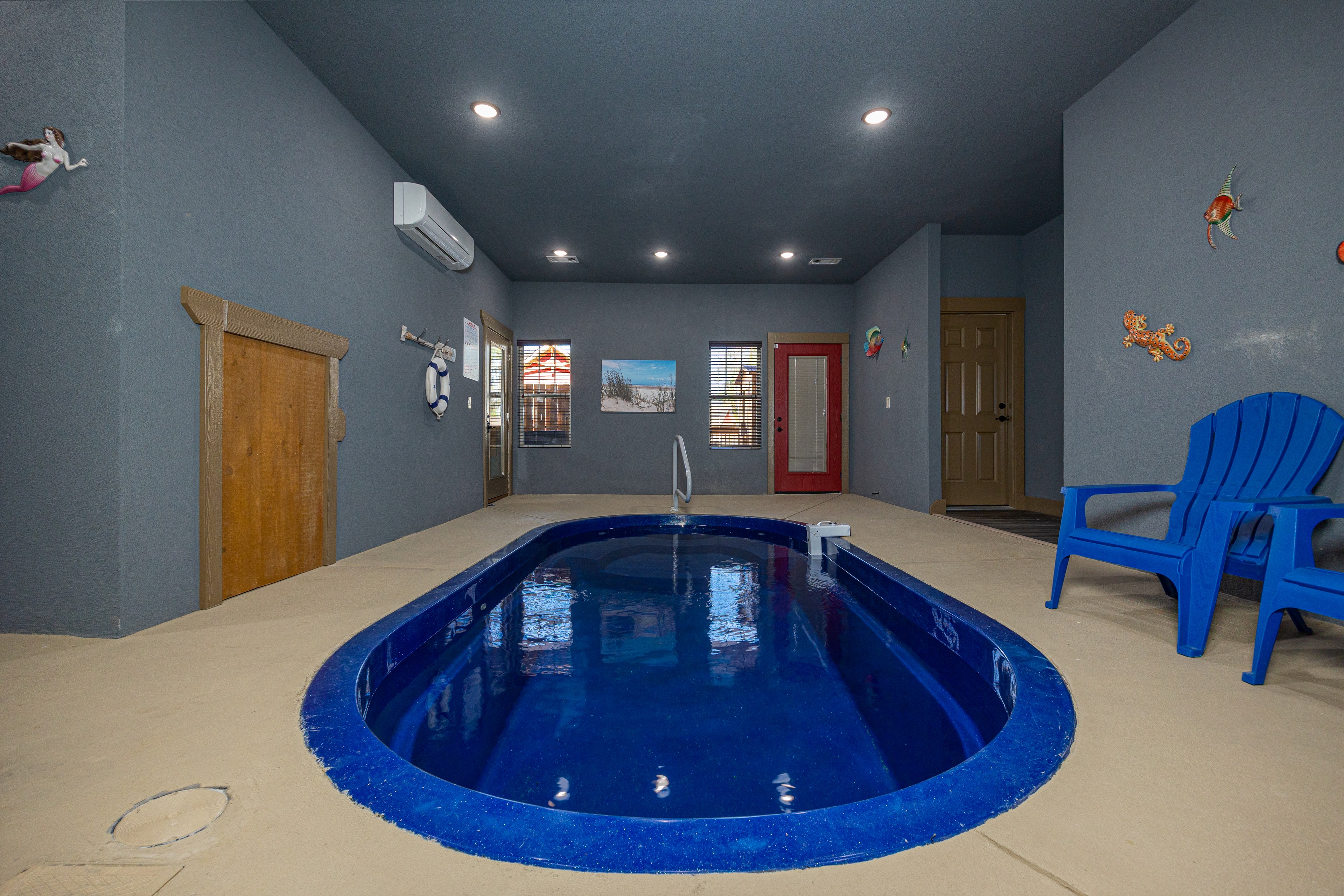 Poolside Paradise | Photo 33