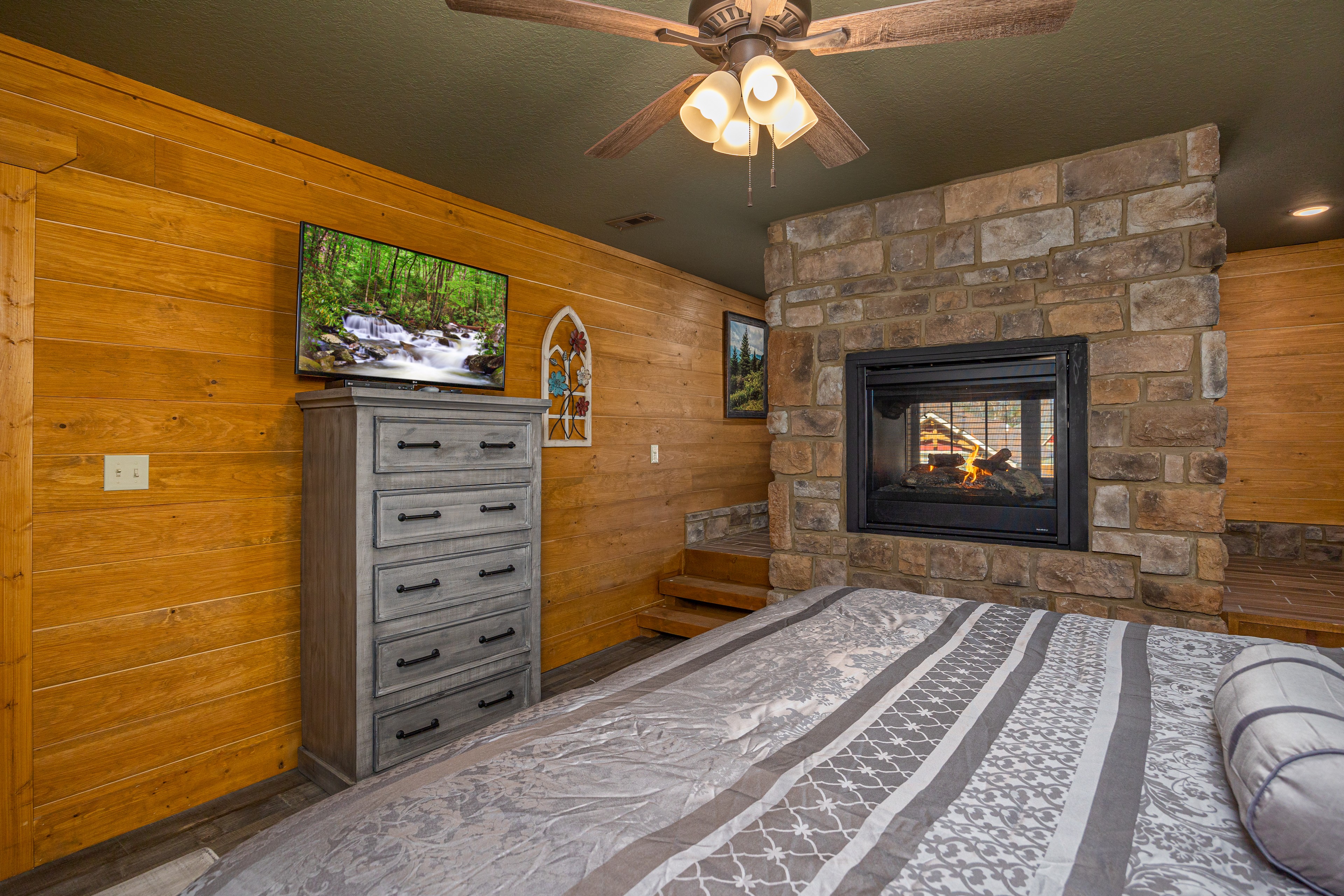 Poolside Paradise | Photo 12