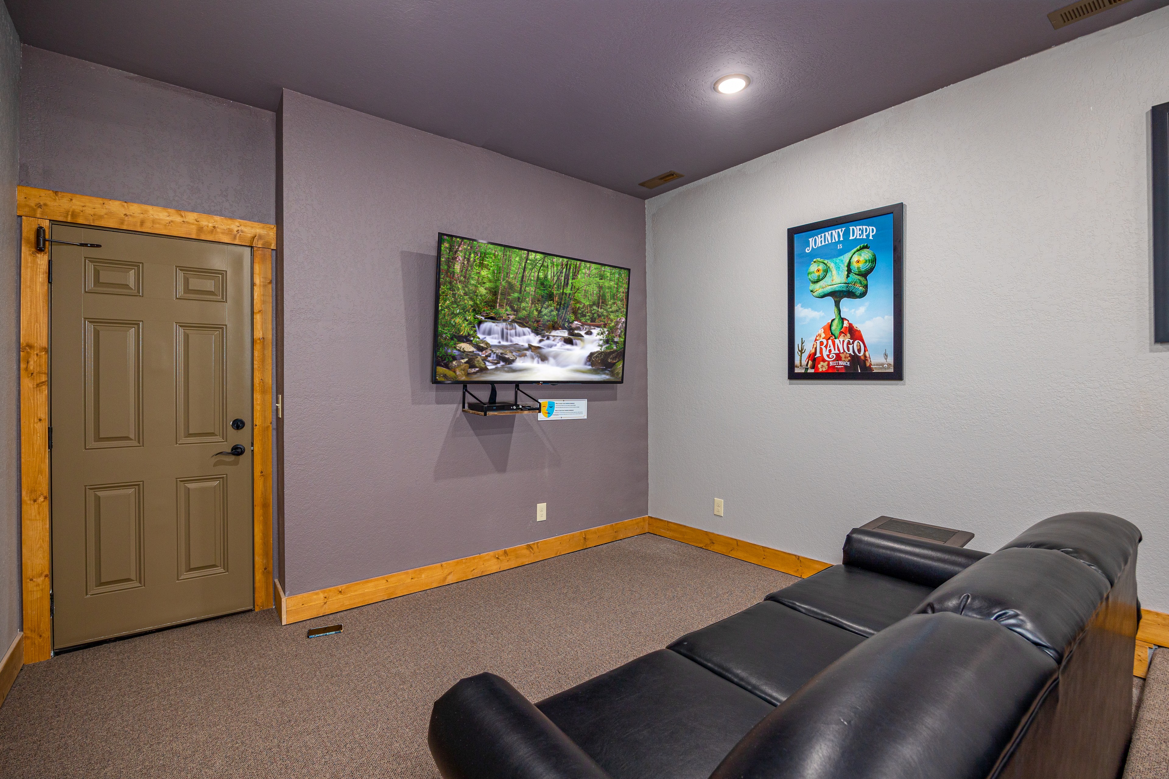 Poolside Paradise | Photo 19