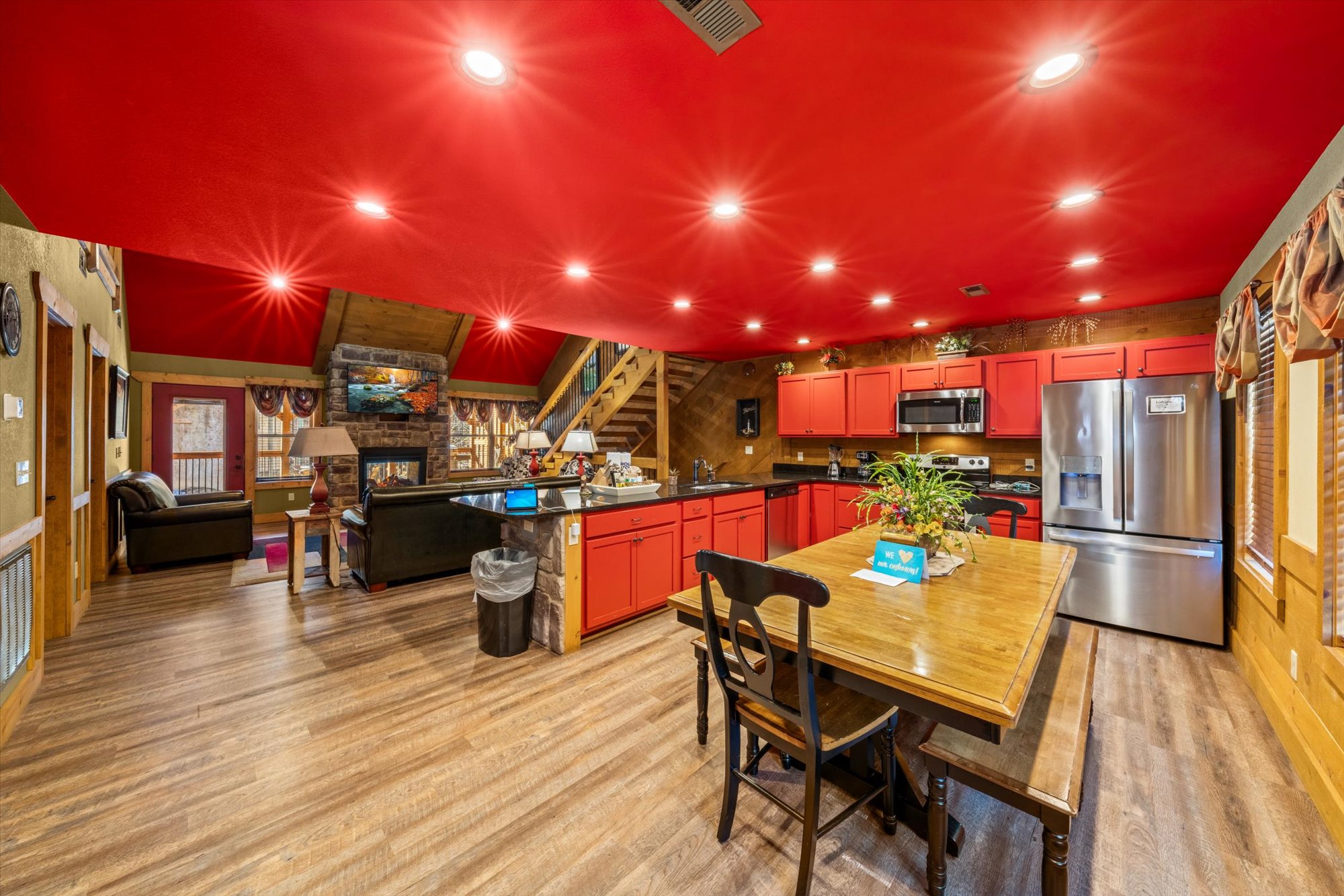 Splash Mansion | Photo 6