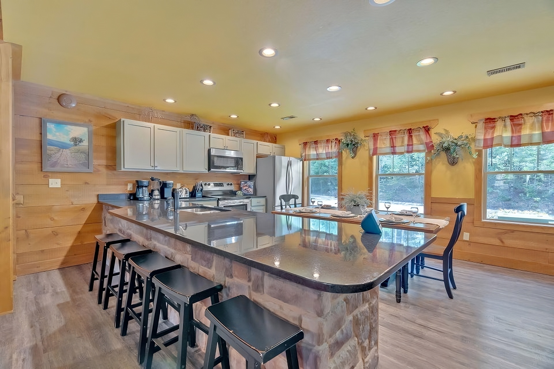 Splash Mountain Lodge | Photo 8