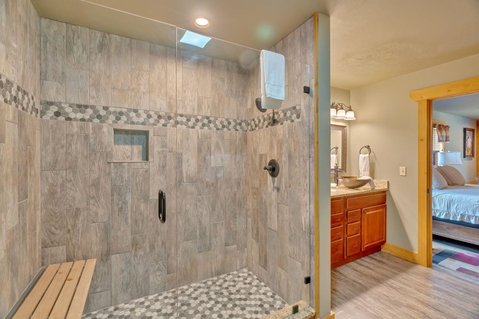 Splash Mountain Lodge | Photo 20