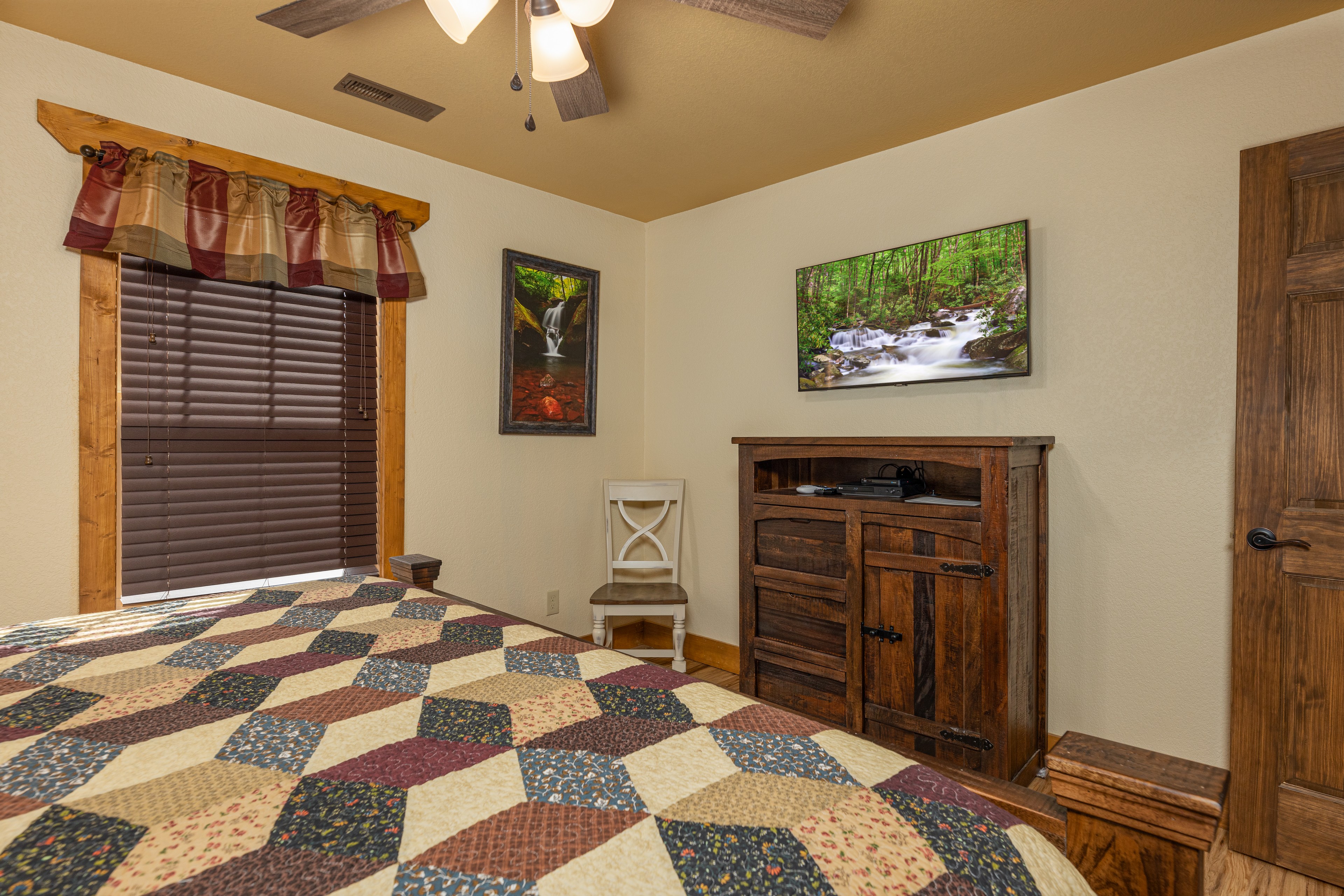 Sweet Baby James | Photo 28