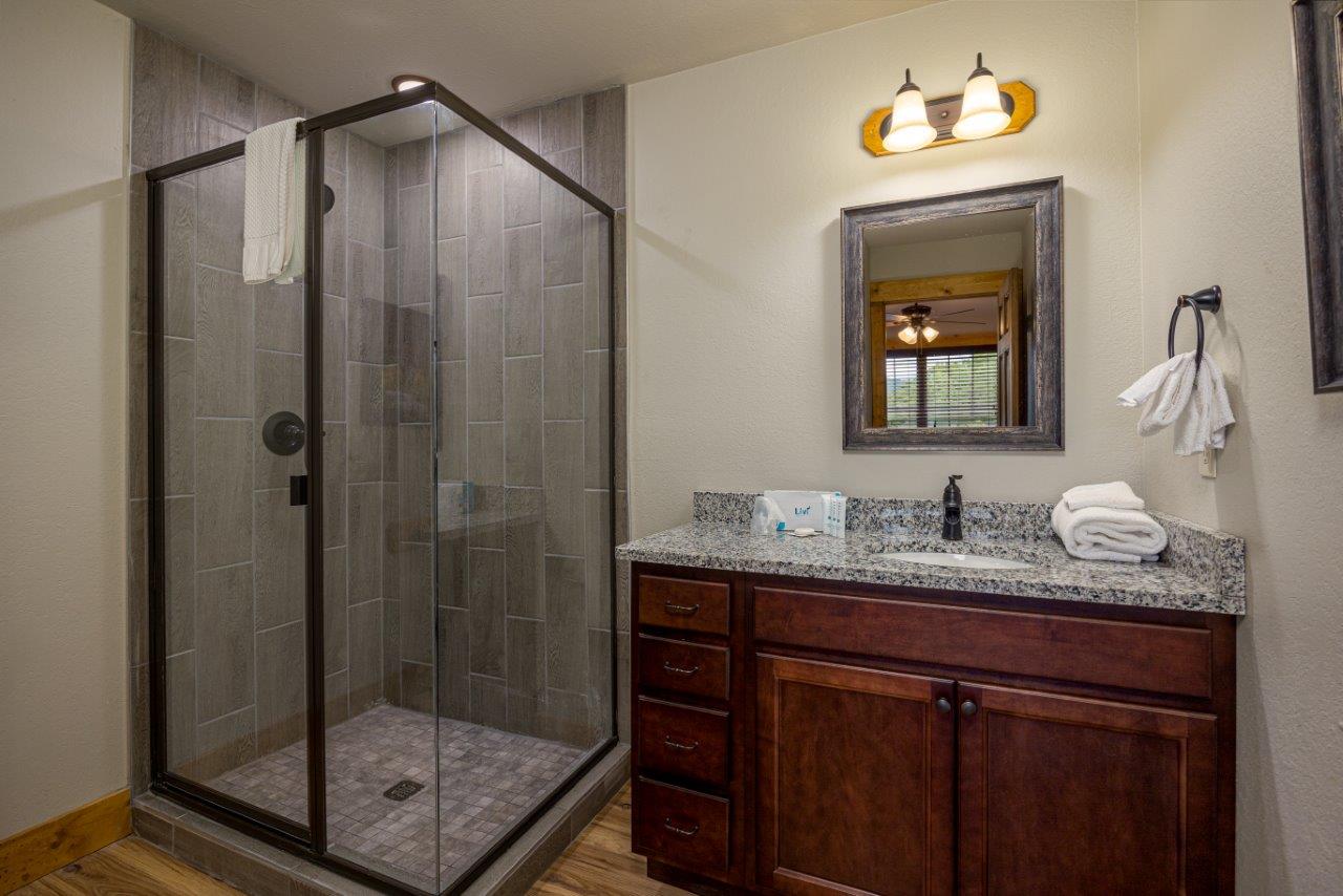 Tri Star Lodge | Photo 24