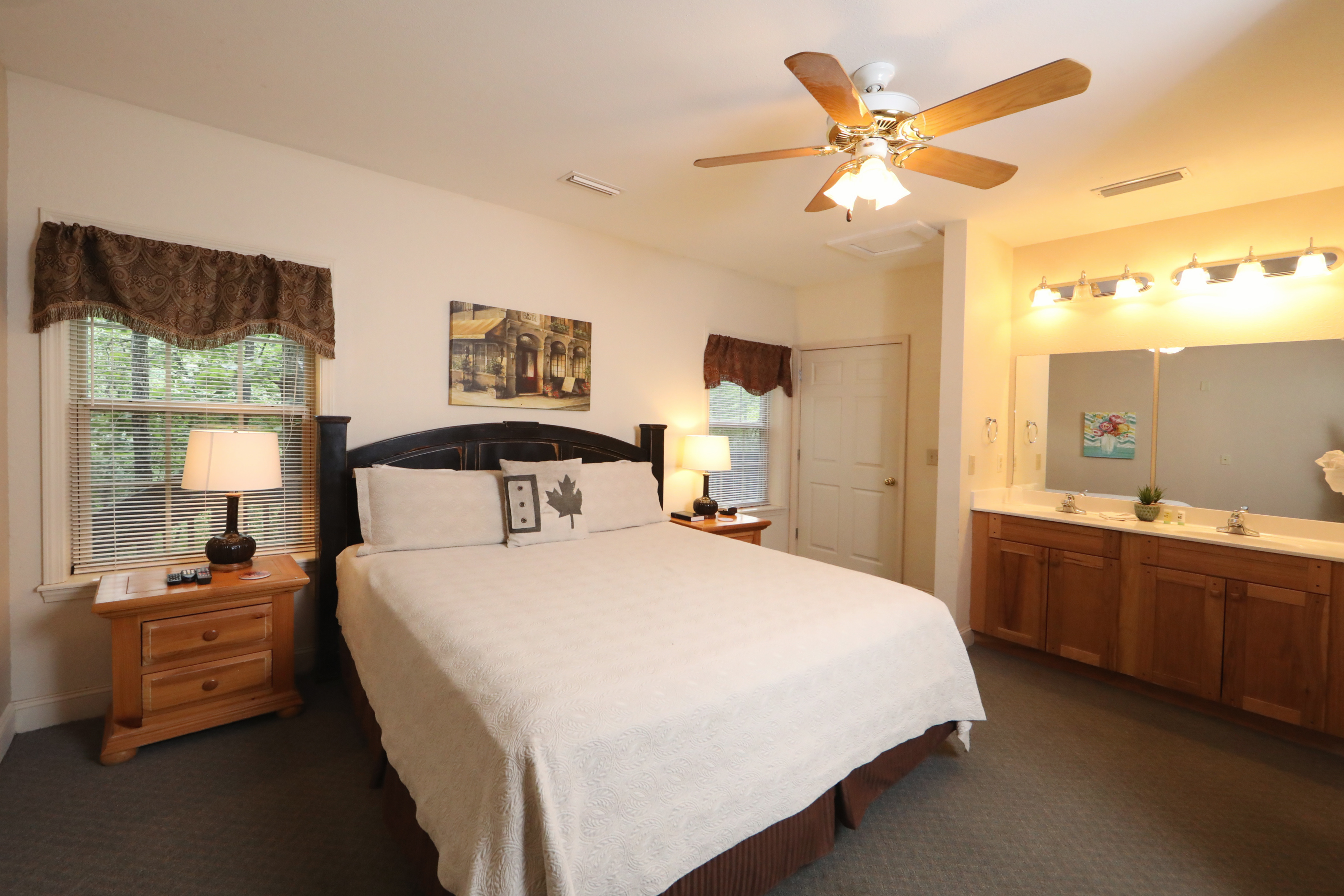 Oak Tree Lodge | Photo 56