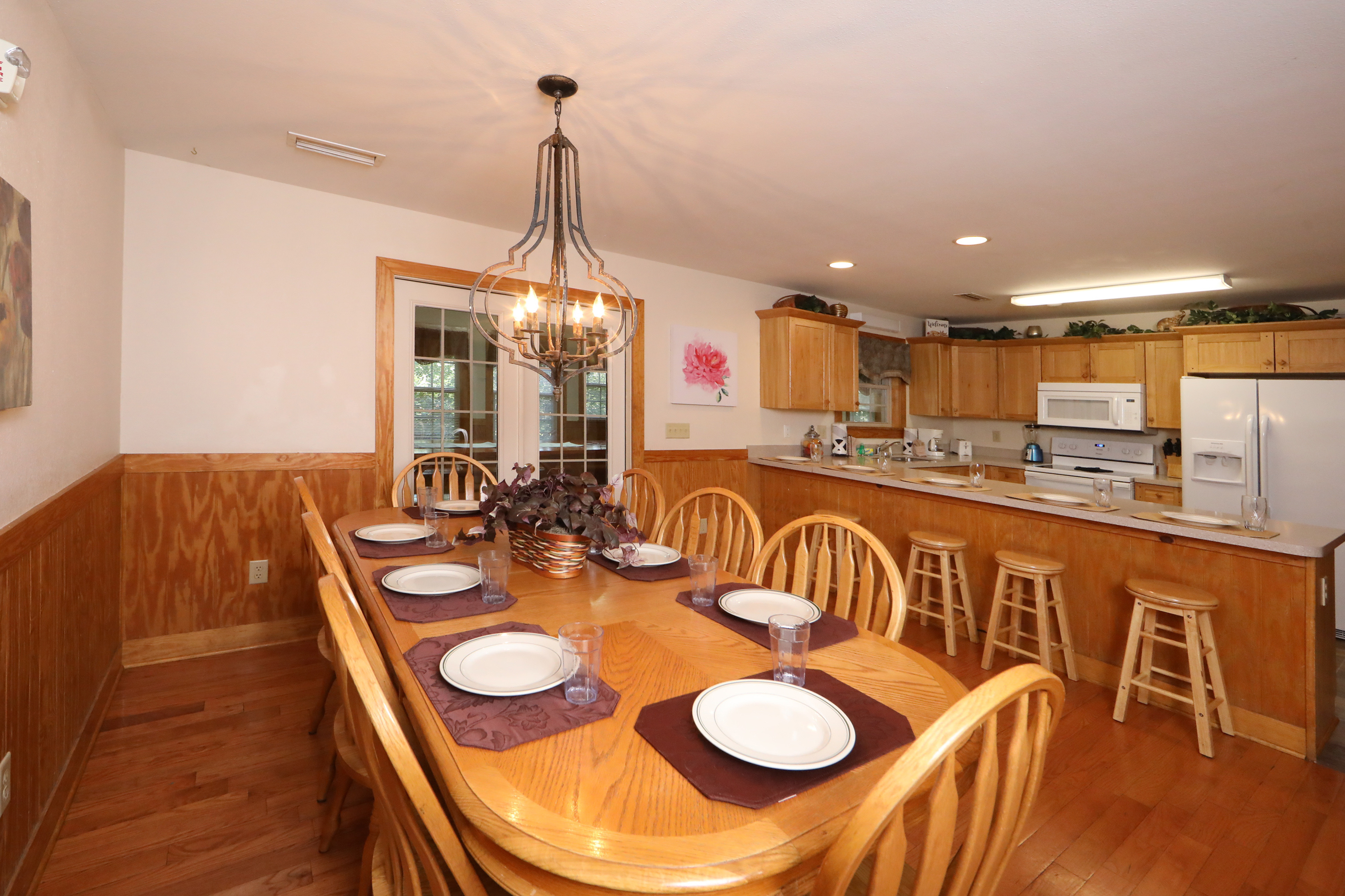 Oak Tree Lodge | Photo 11