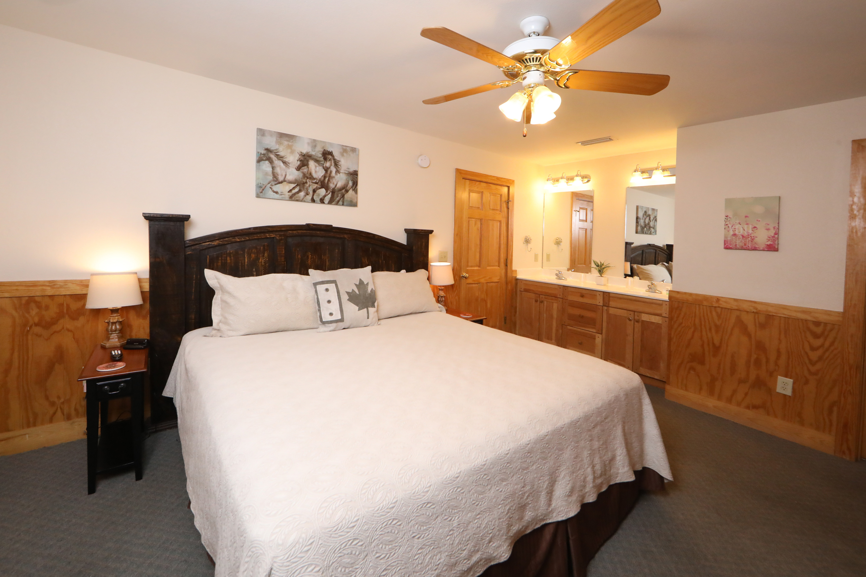 Oak Tree Lodge | Photo 46