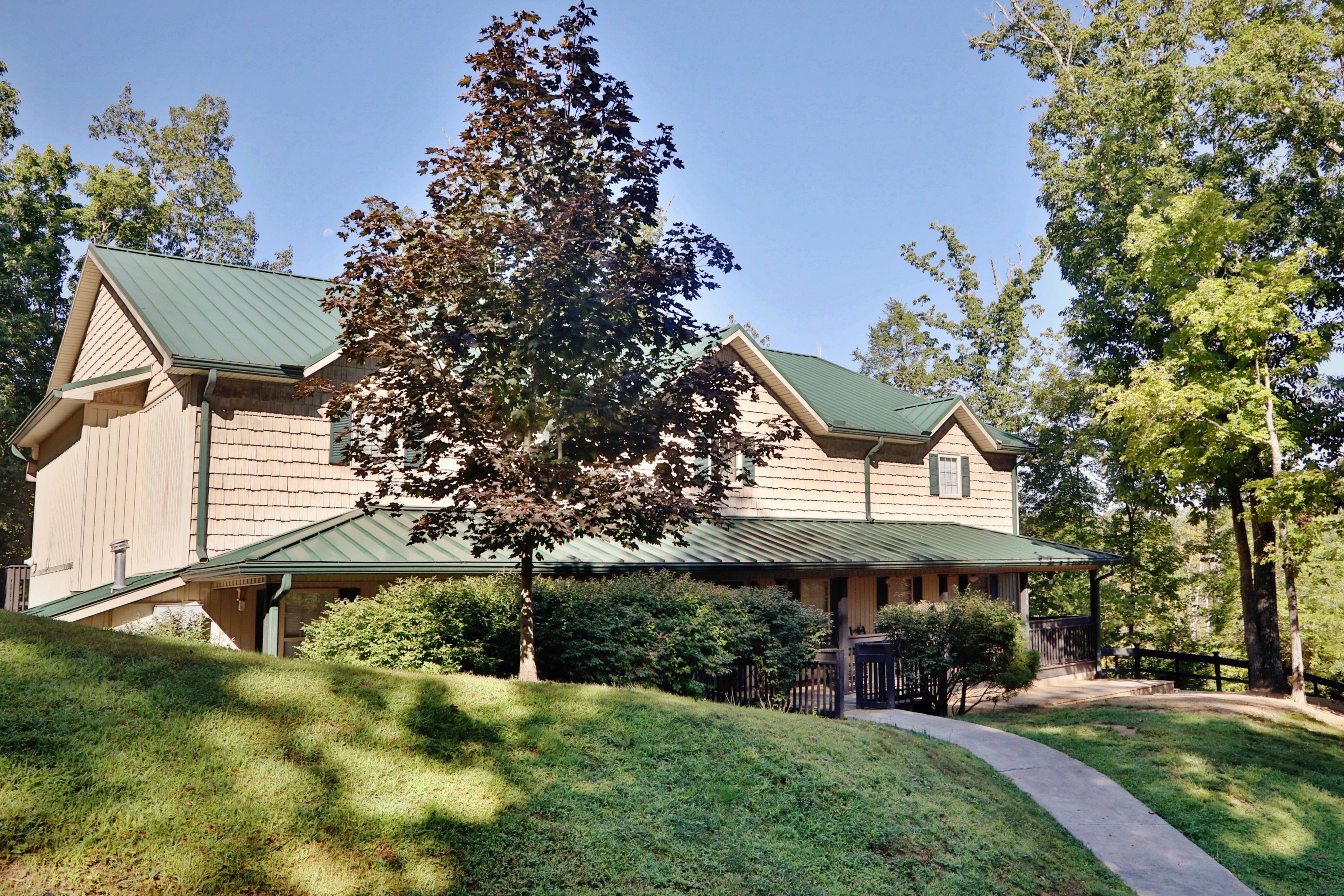 Oak Tree Lodge | Photo 85