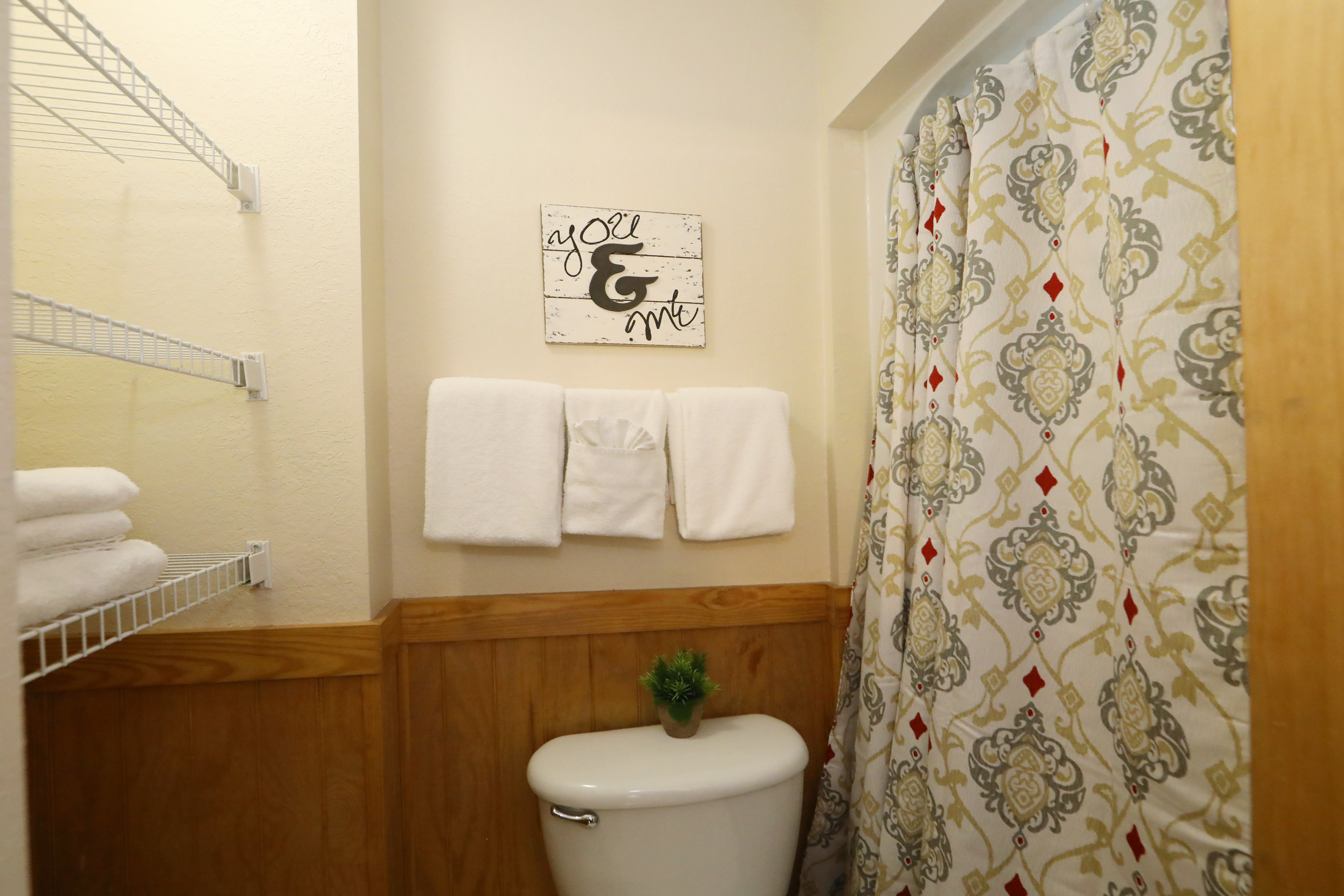 Oak Tree Lodge | Photo 83