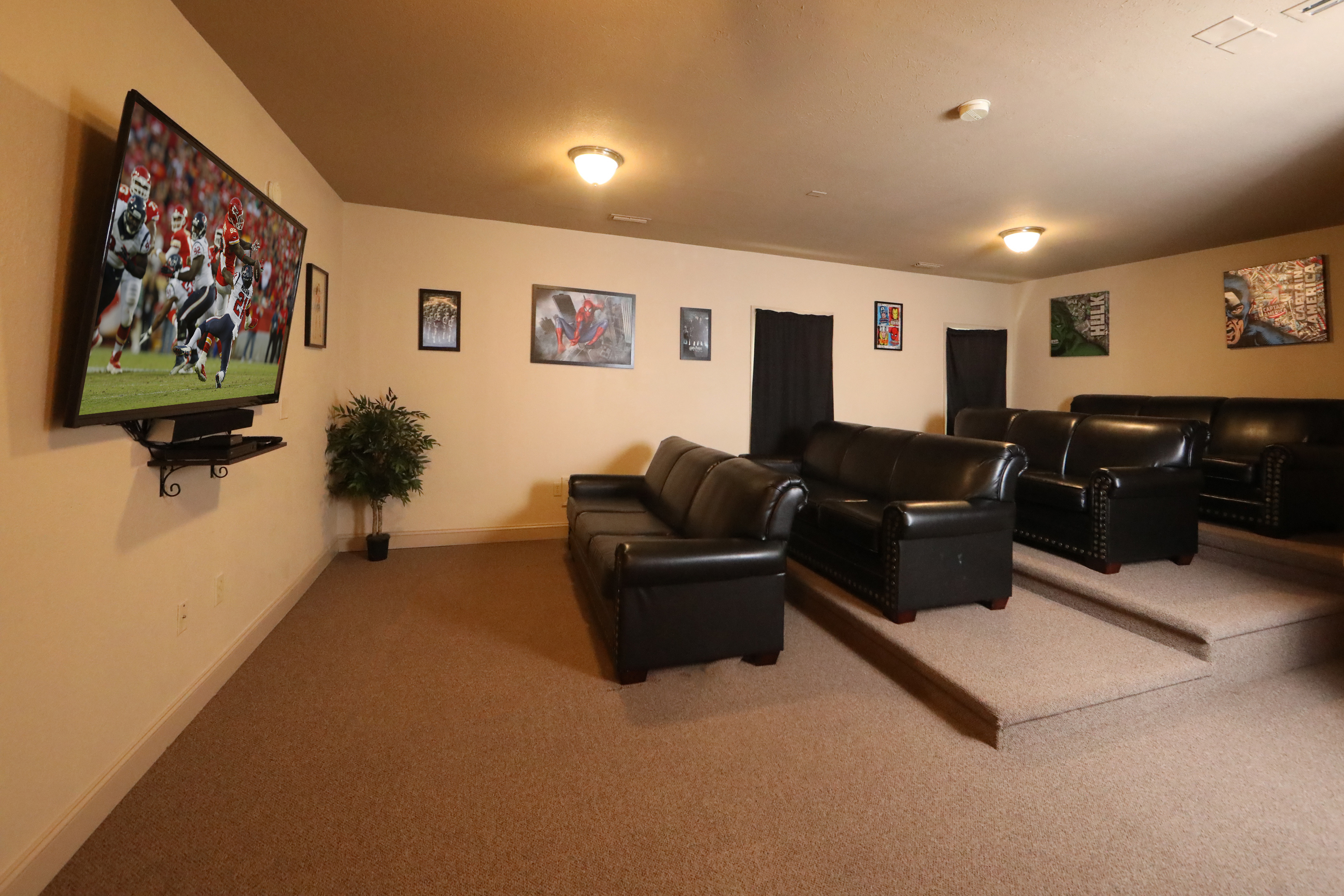 Oak Tree Lodge | Photo 17