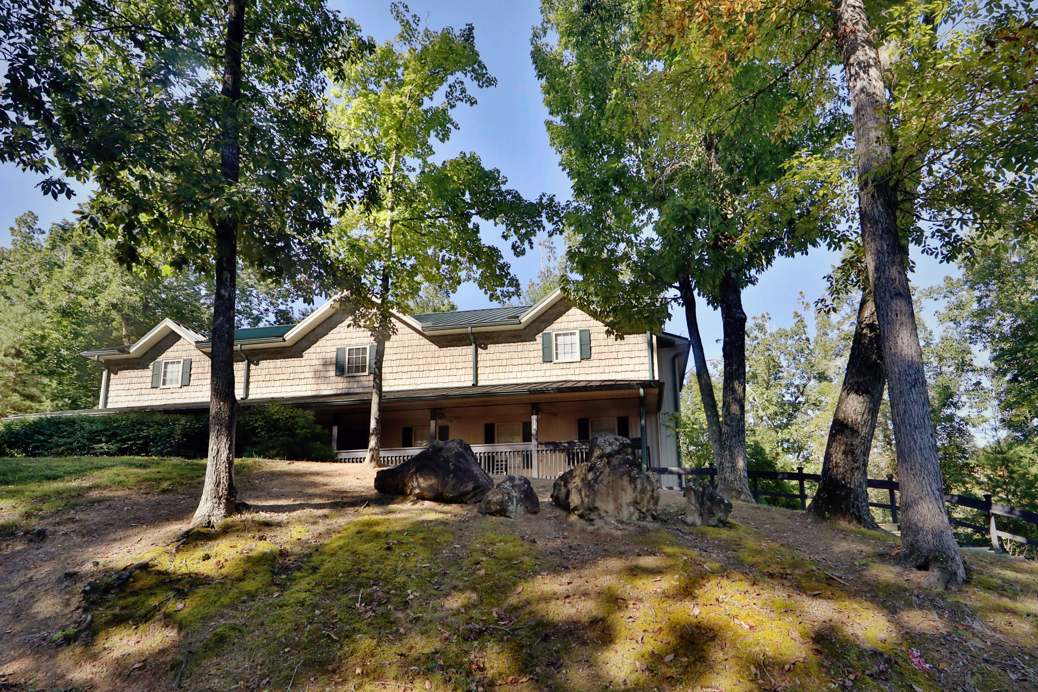 Oak Tree Lodge | Photo 86