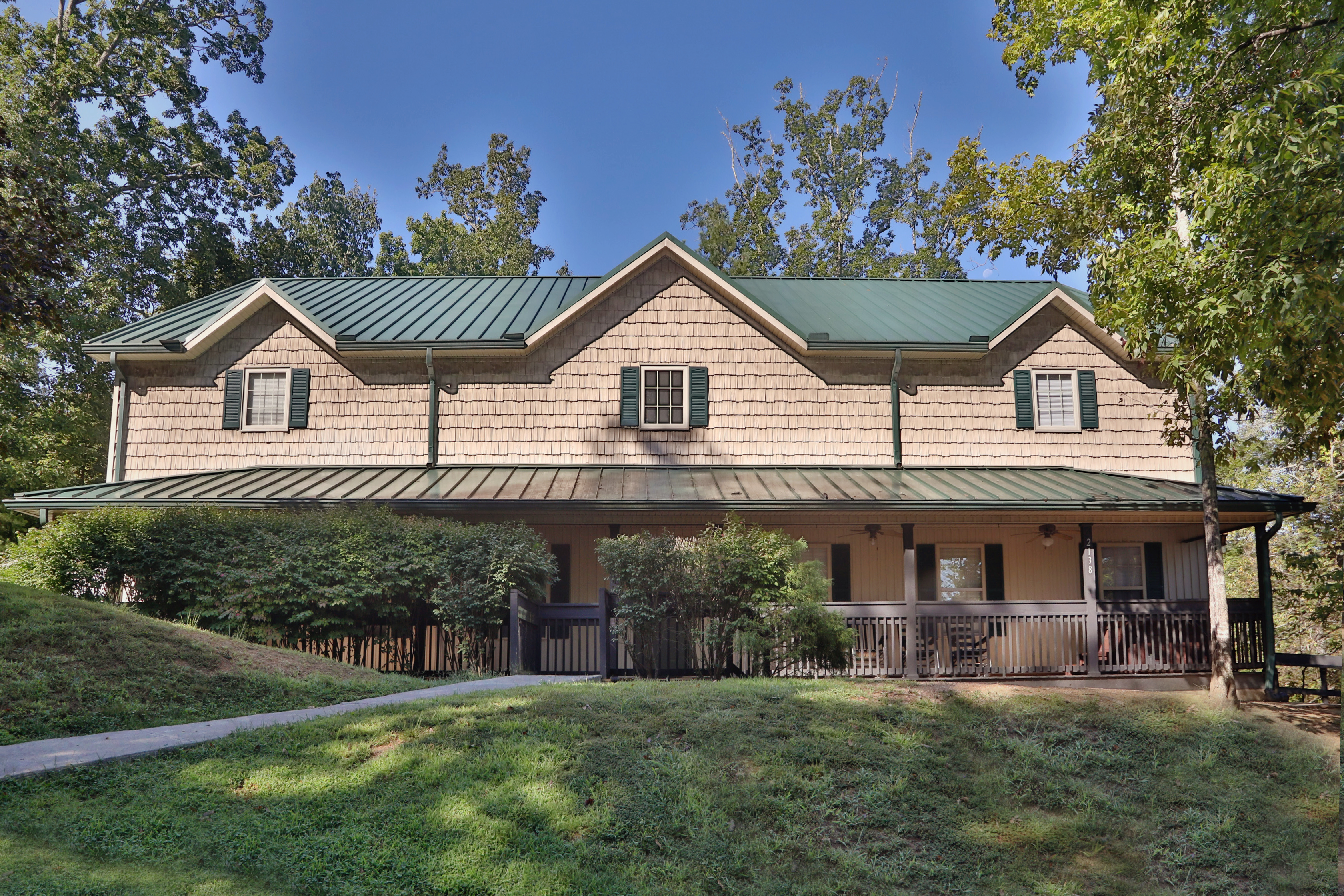 Oak Tree Lodge