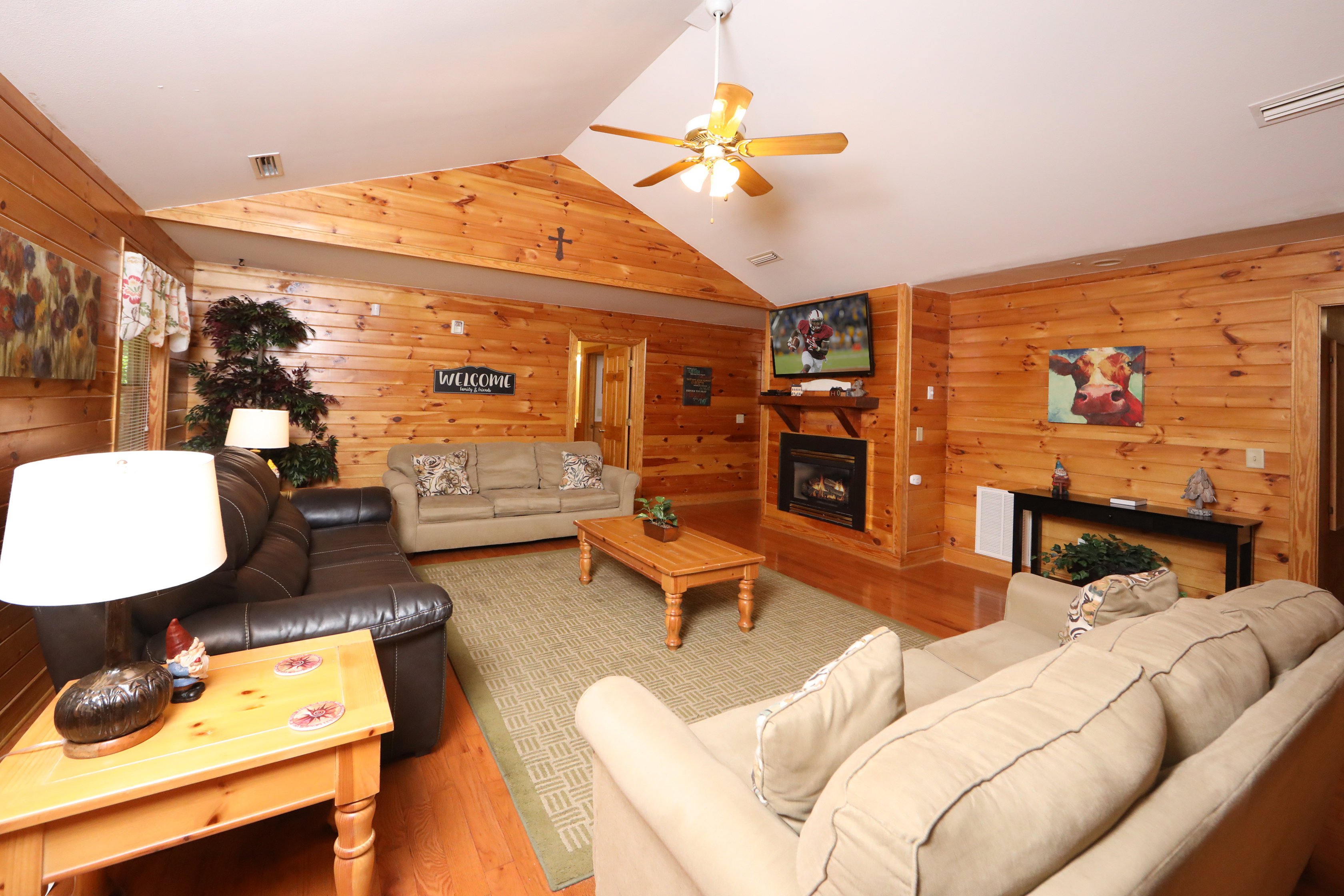 Oak Tree Lodge | Photo 5