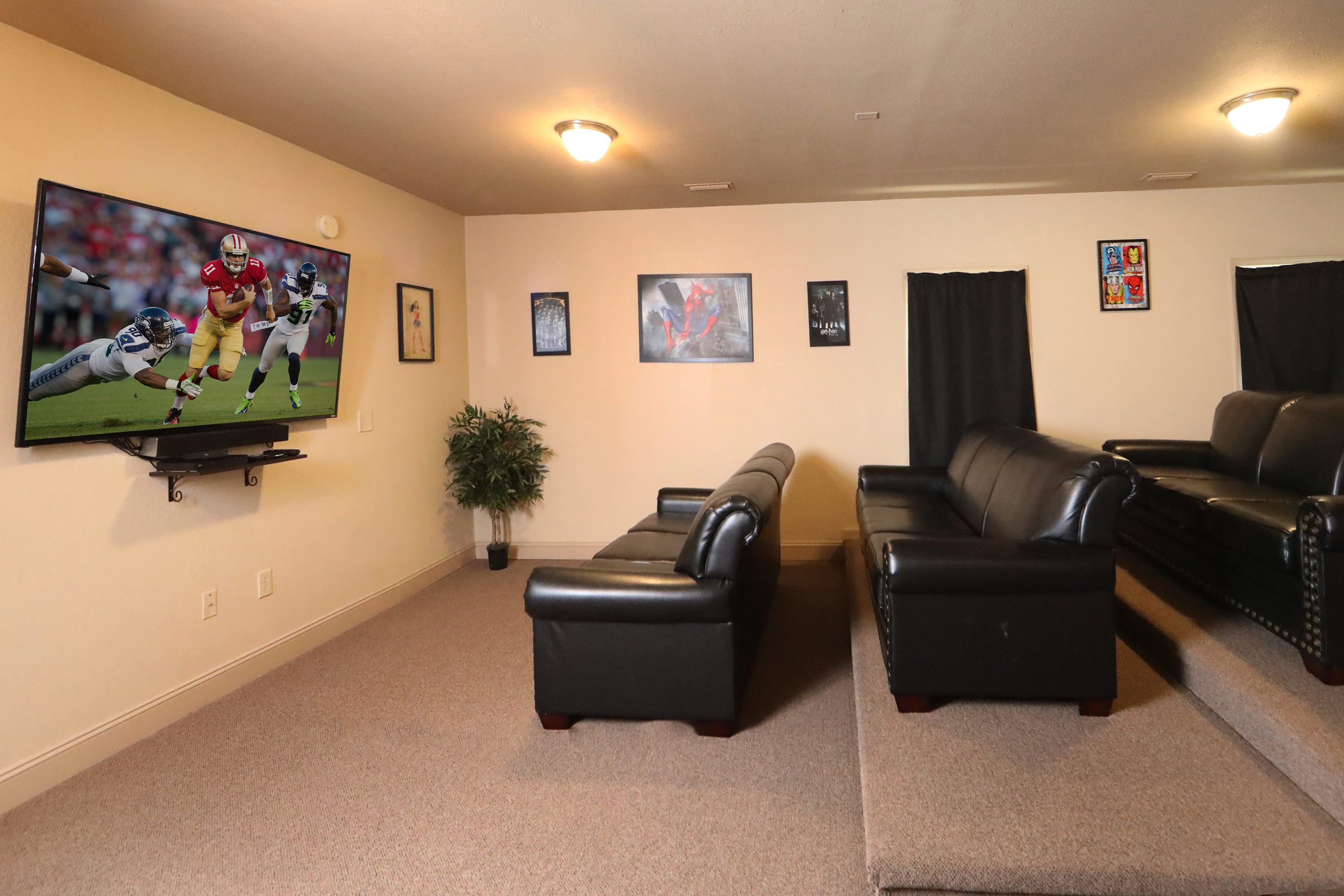 Oak Tree Lodge | Photo 16
