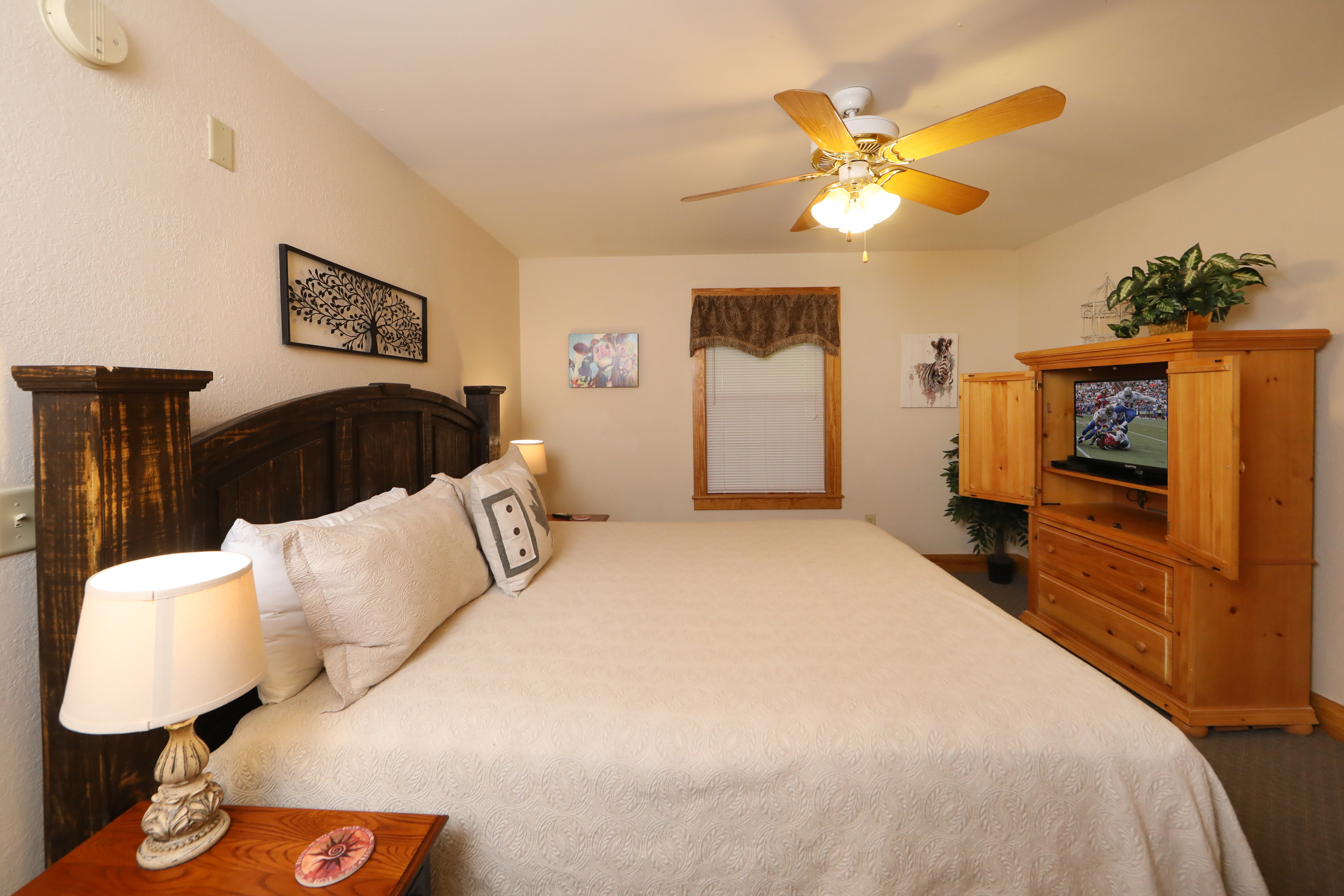 Oak Tree Lodge | Photo 44