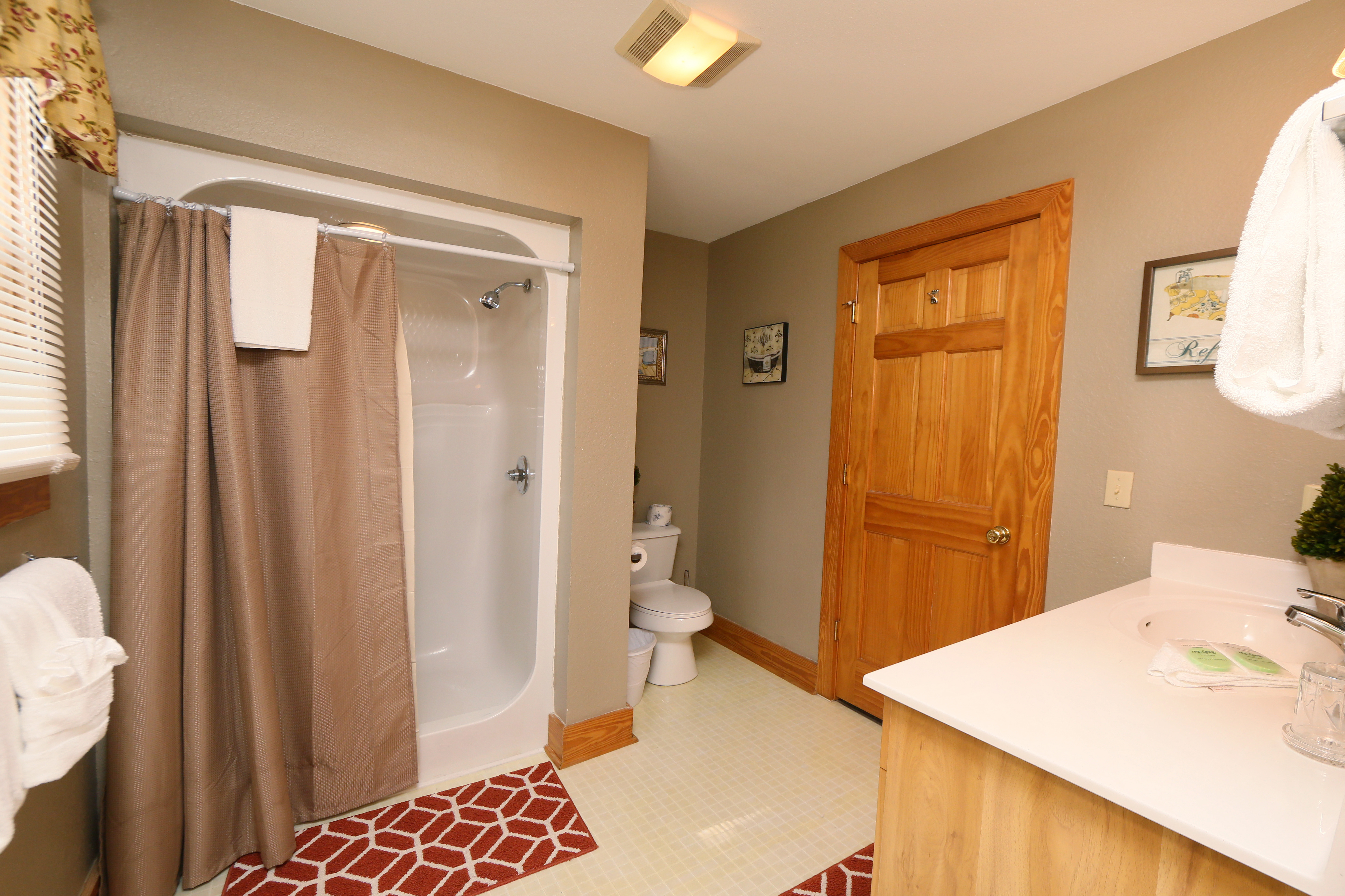 Pinnacle View 7A | Photo 11