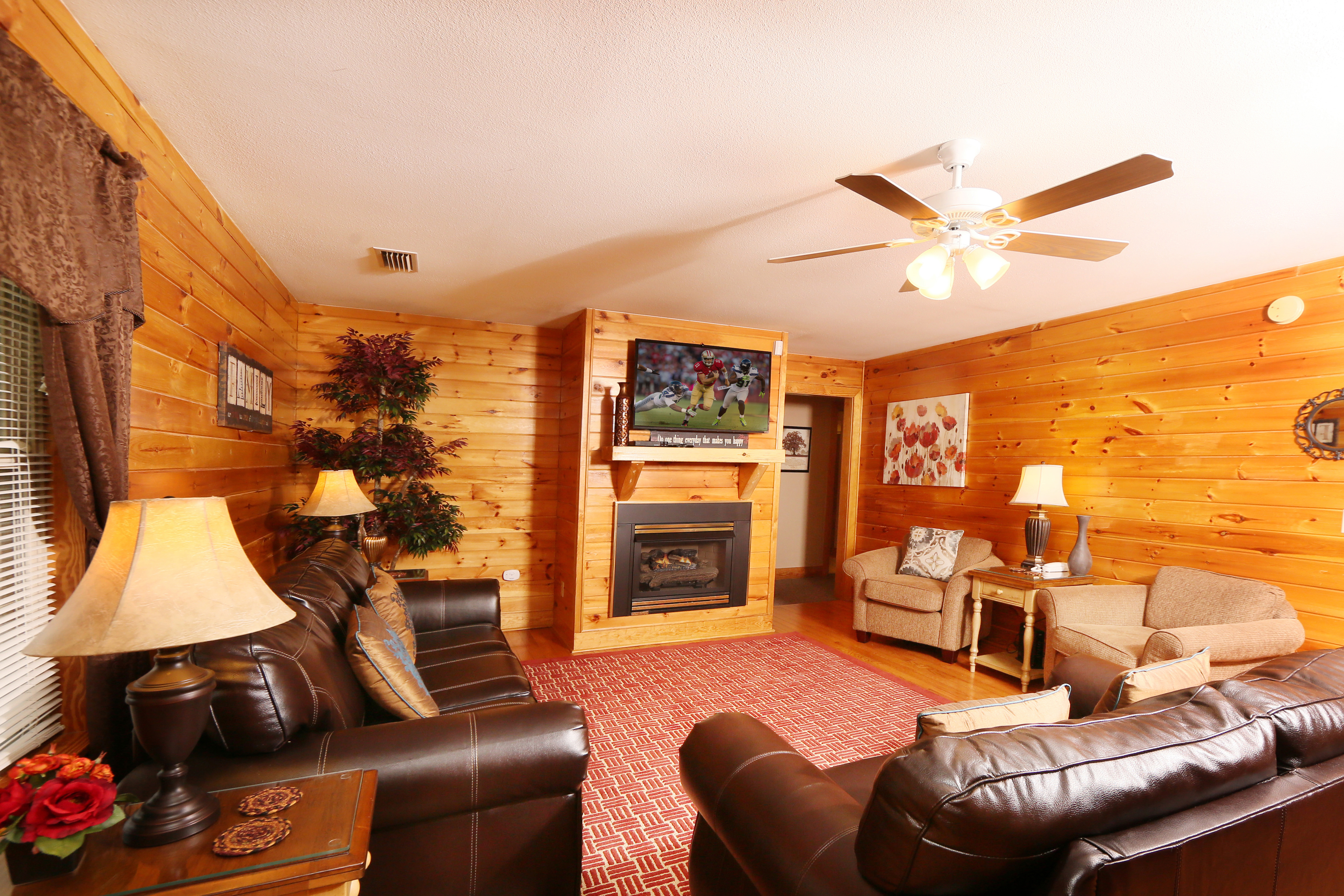 Pinnacle View 7B | Photo 3
