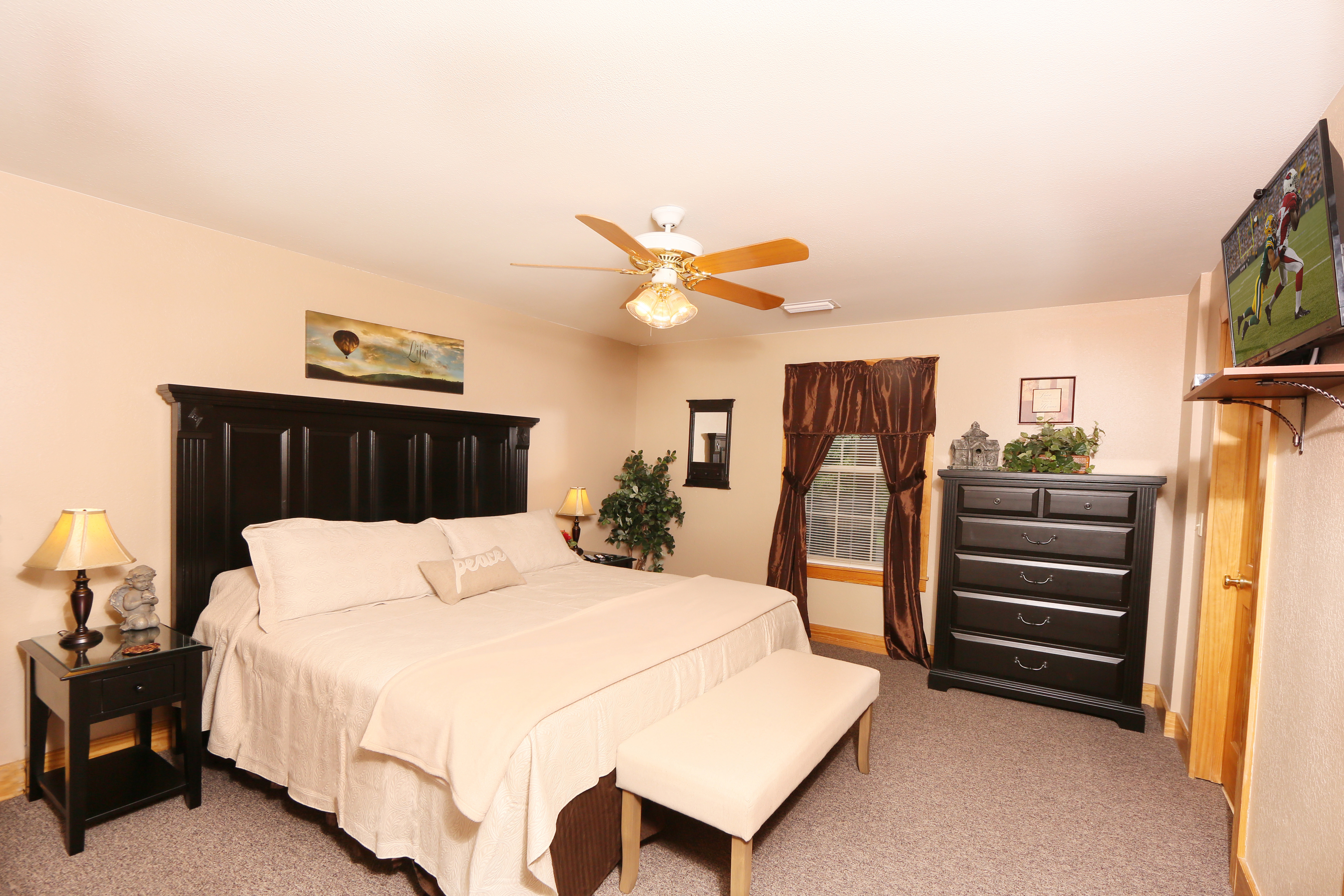 Pinnacle View 7B | Photo 14