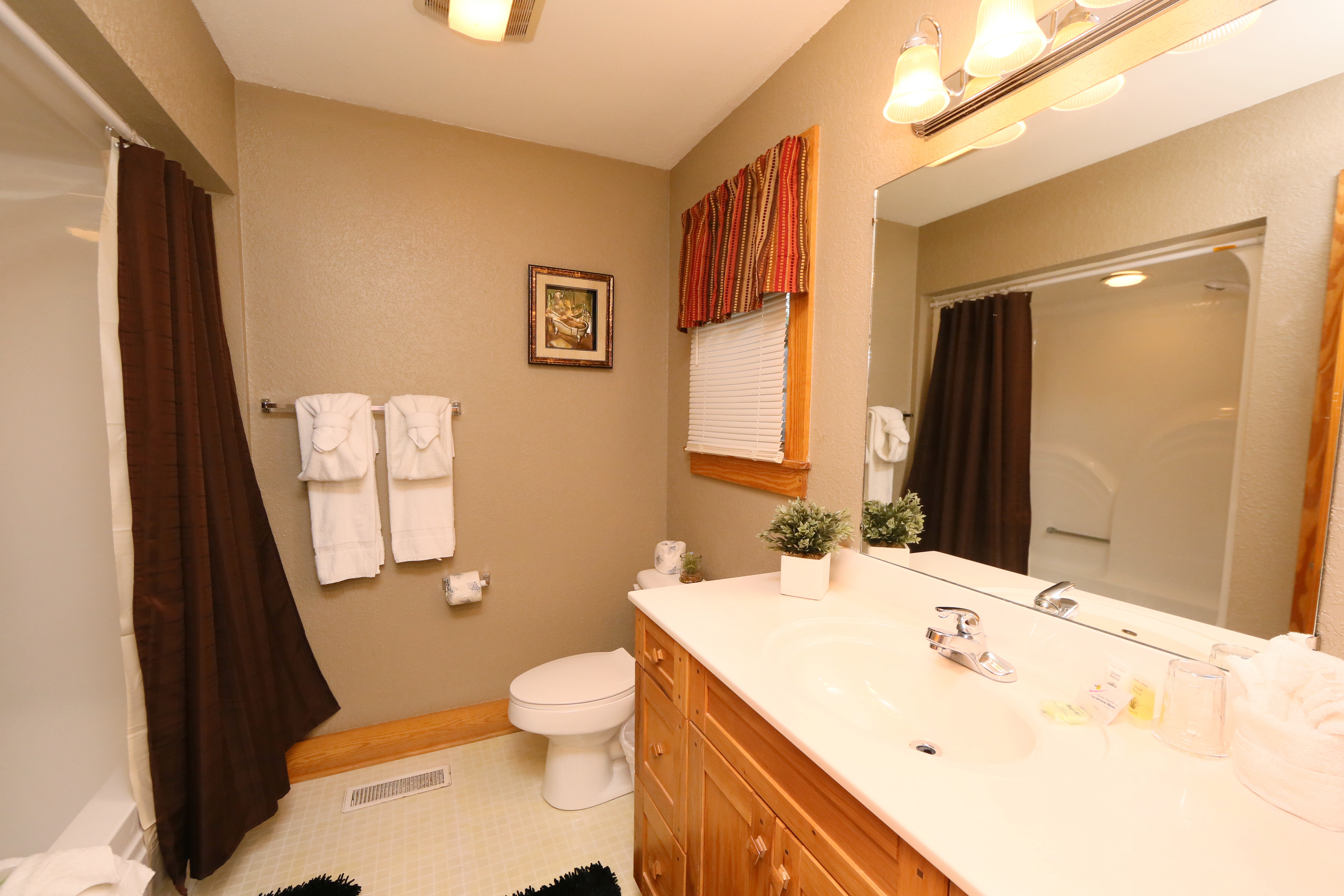 Pinnacle View 7C | Photo 20