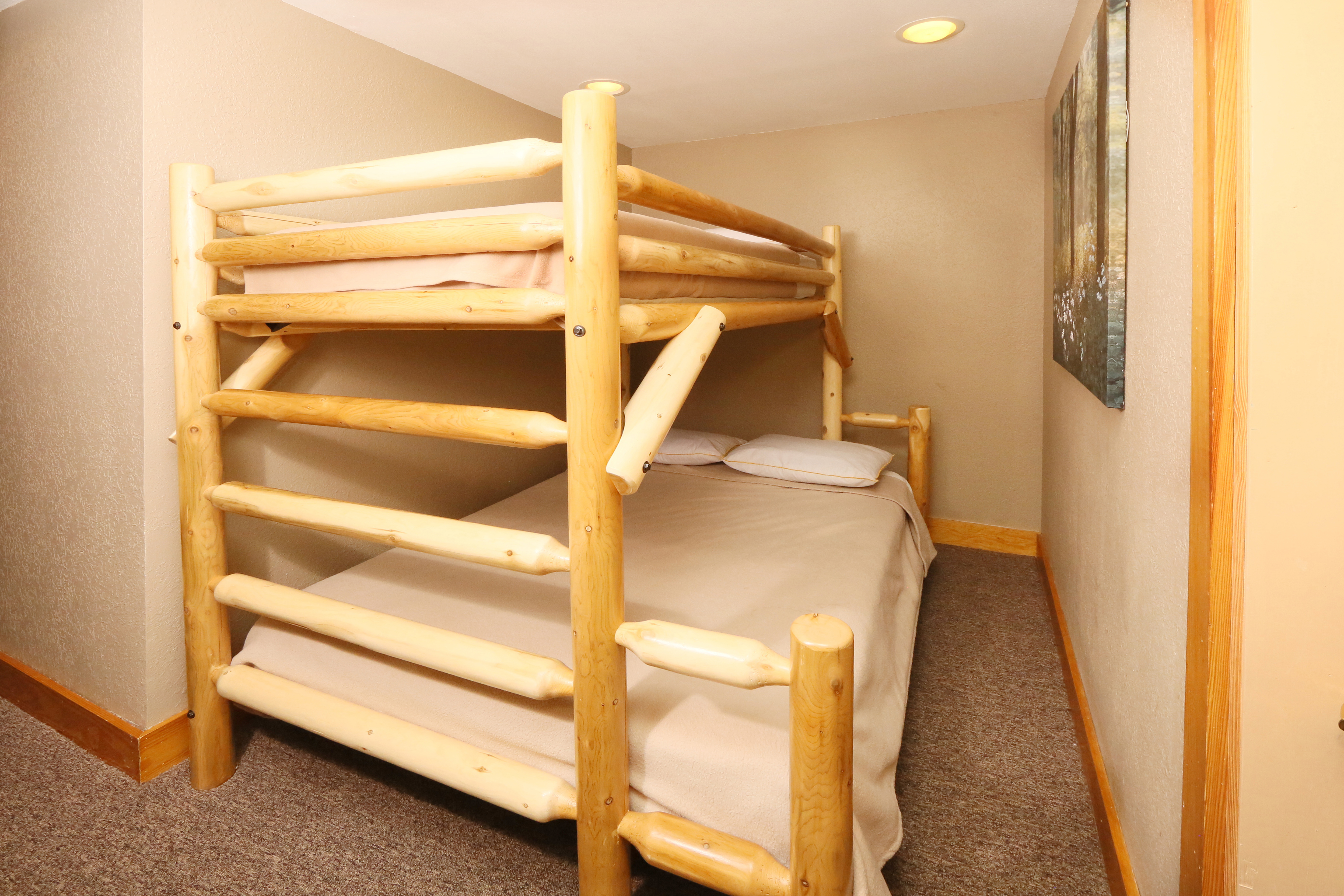 Pinnacle View 7C | Photo 21