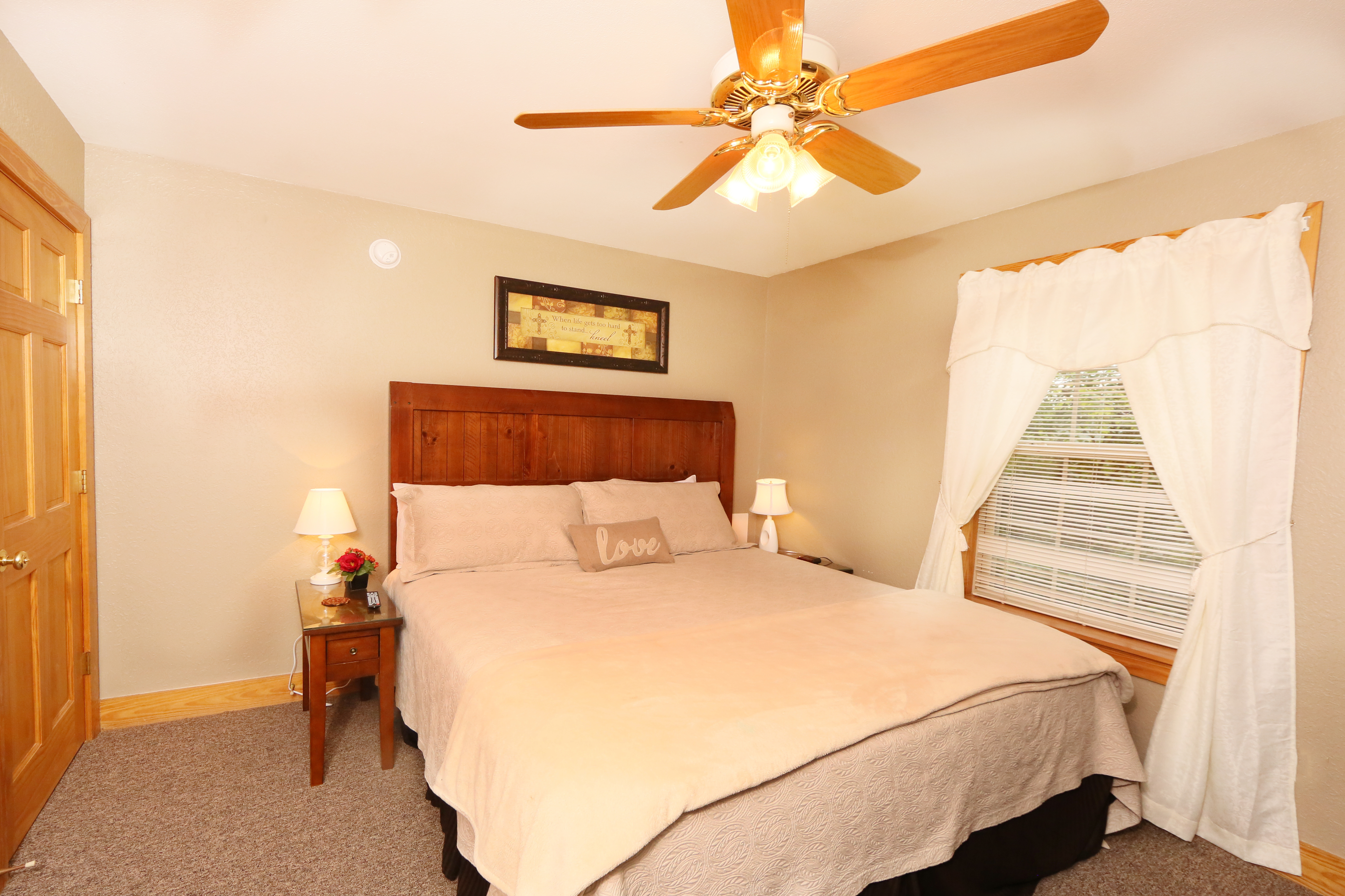 Pinnacle View 7C | Photo 19