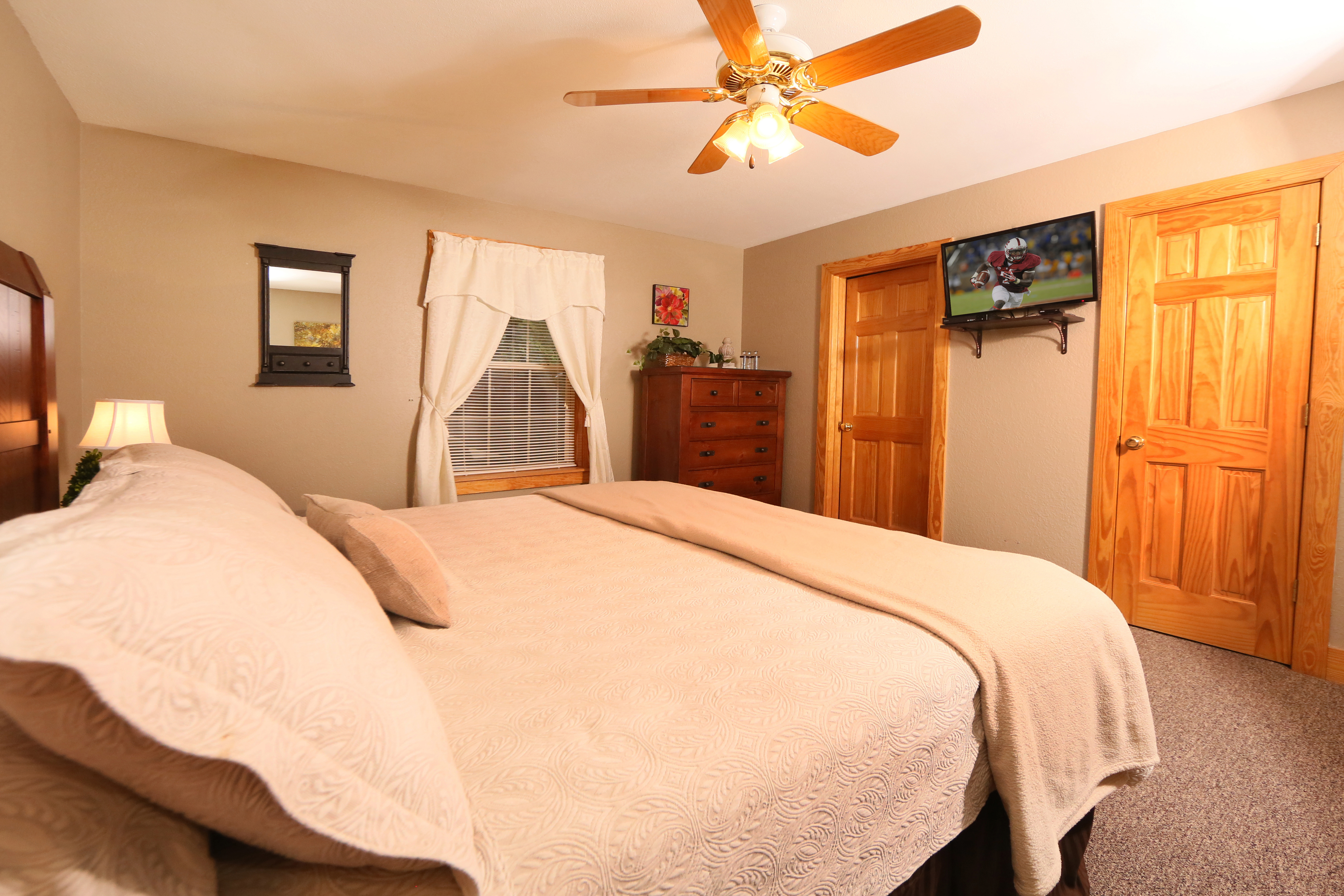 Pinnacle View 7C | Photo 13