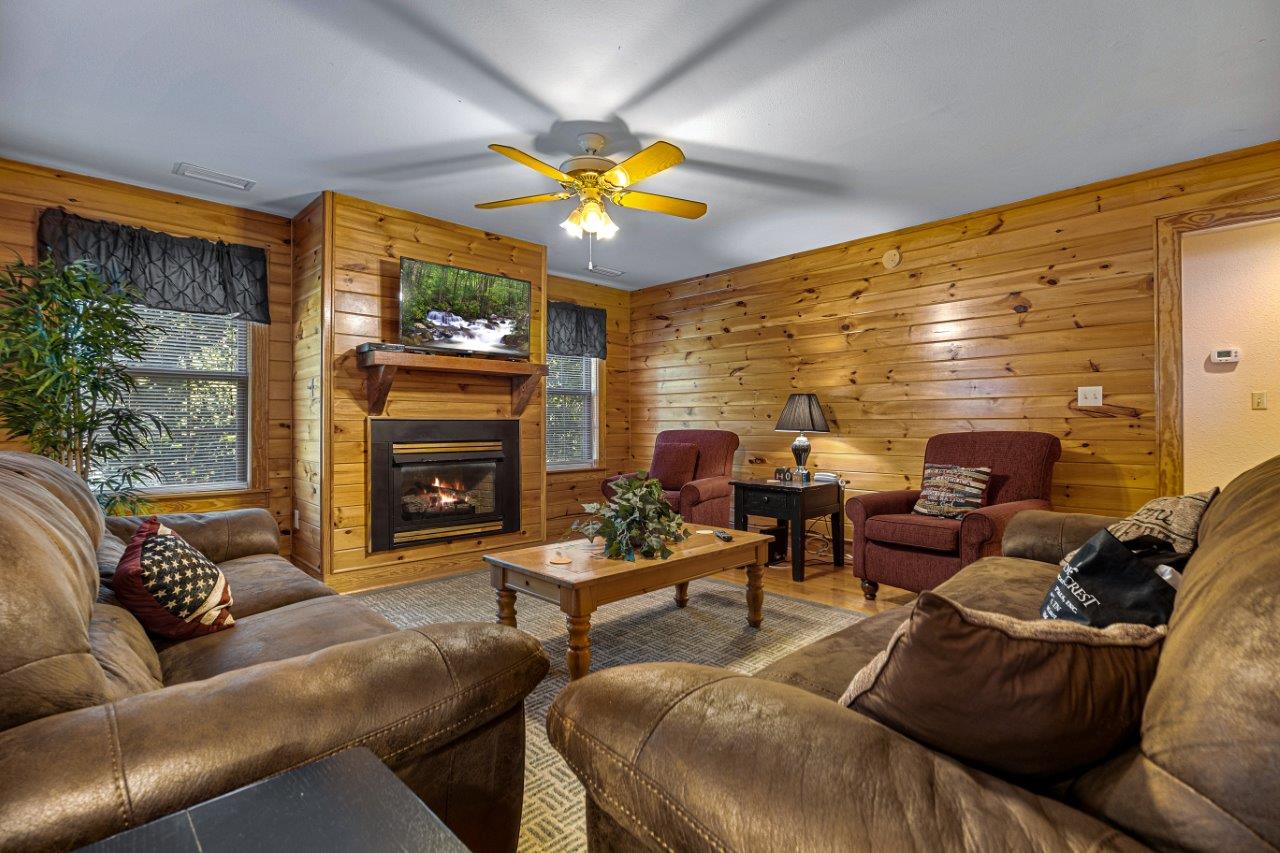 Poplar Point 12A | Photo 2