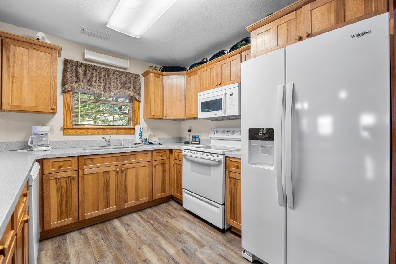 Poplar Point 12D | Photo 8