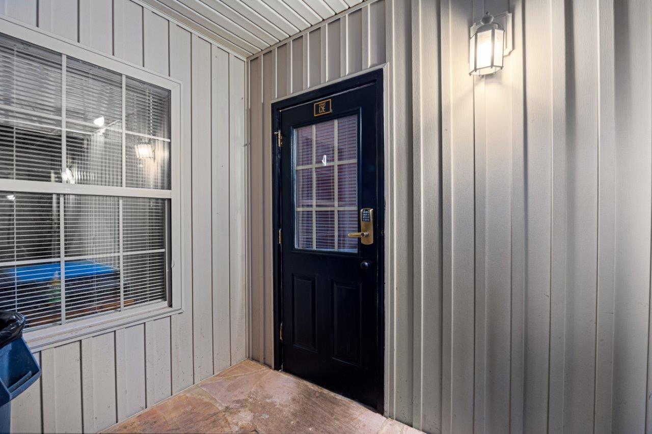 Poplar Point 12E | Photo 34