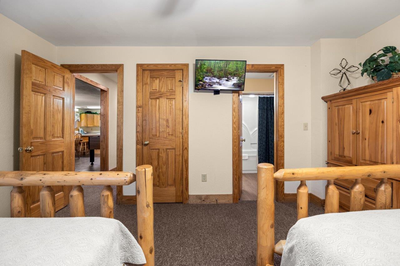 Poplar Point 12E | Photo 18