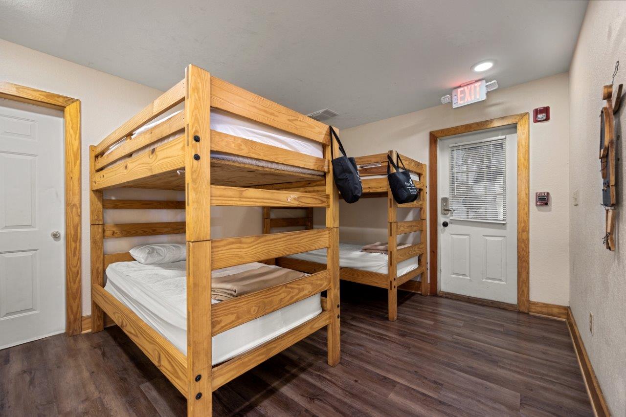 Poplar Point 12E | Photo 25