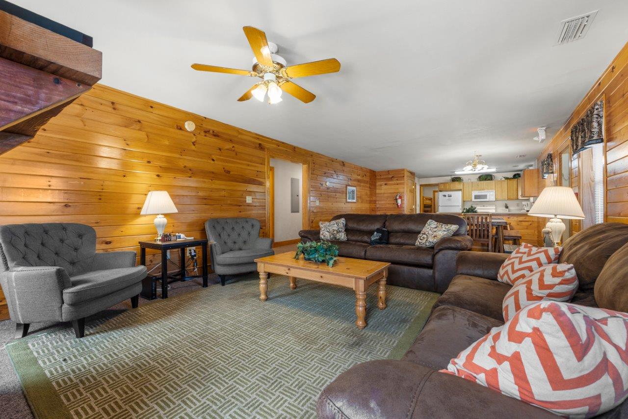 Poplar Point 12F | Photo 4