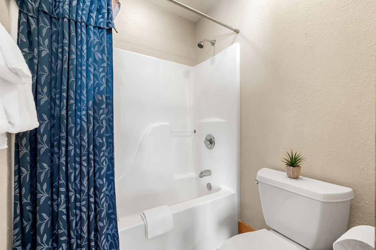 Poplar Point 12F | Photo 14