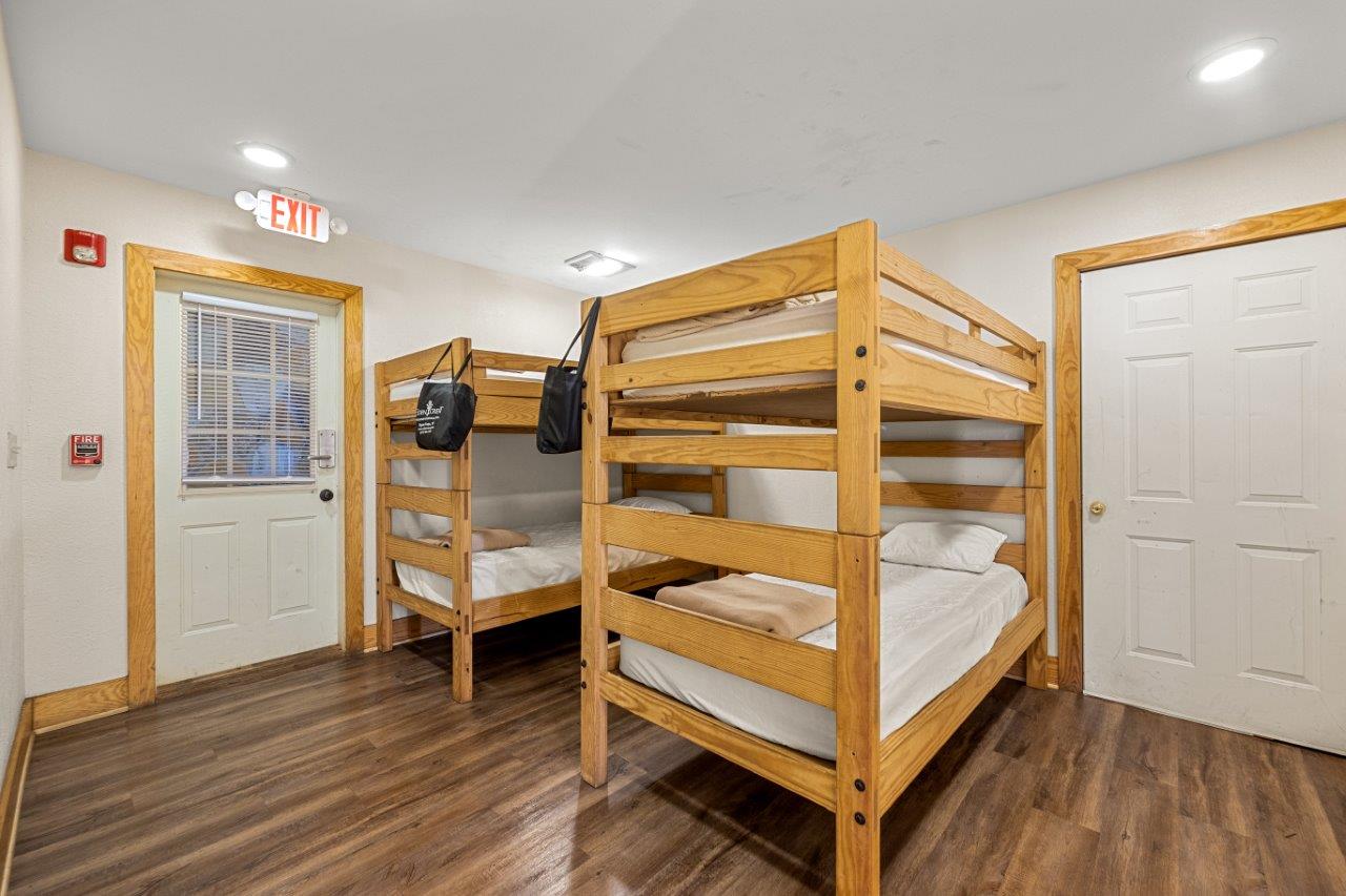 Poplar Point 12F | Photo 23
