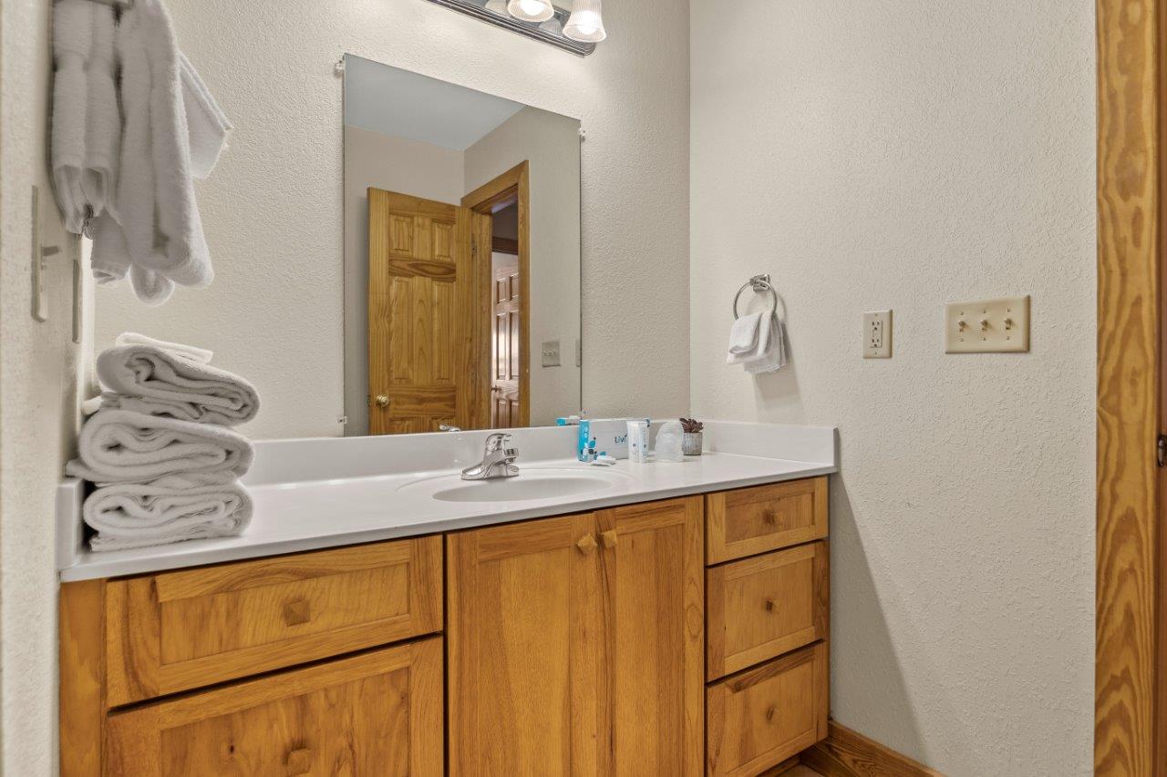 Poplar Point 12F | Photo 22
