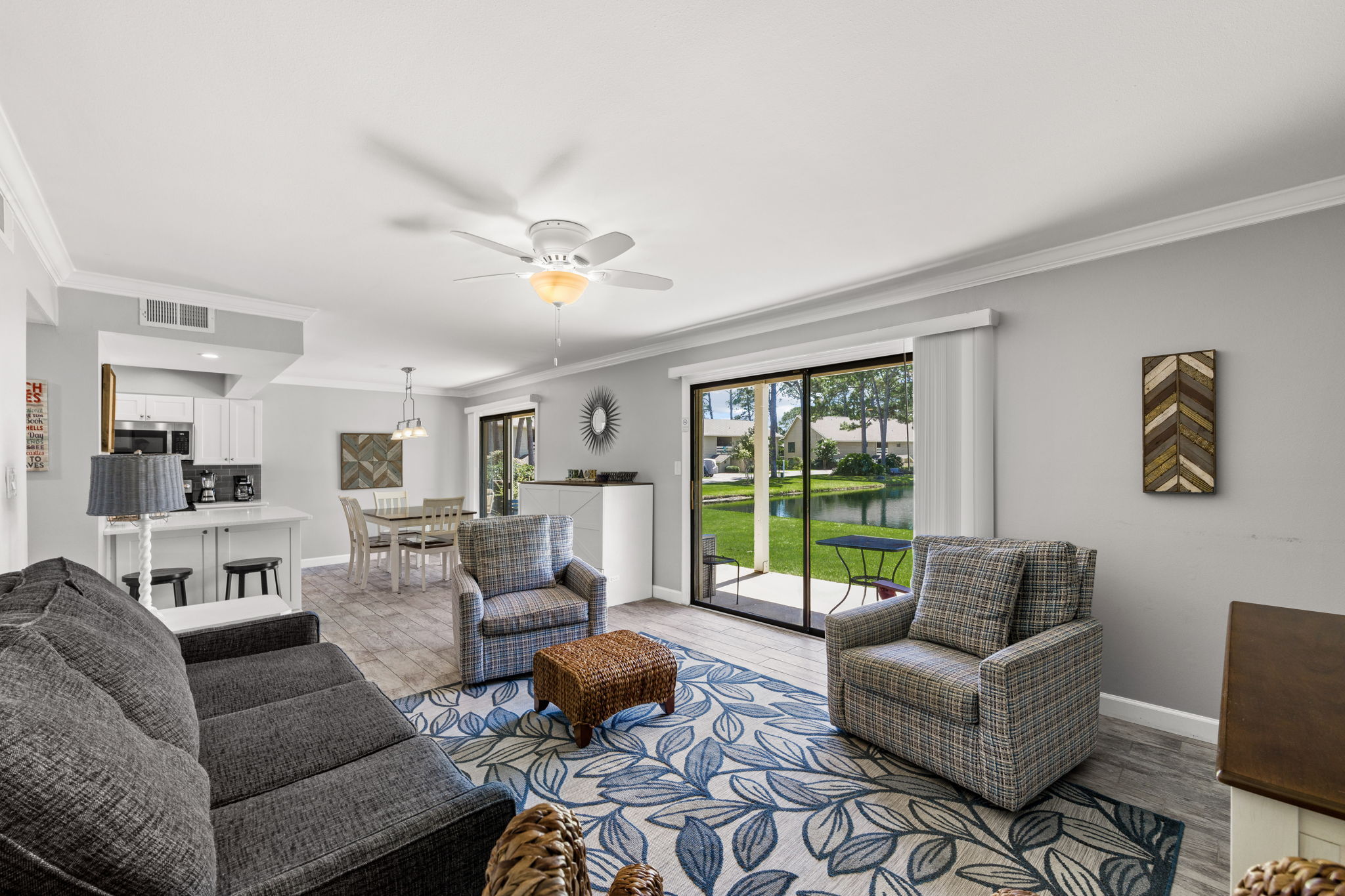 Seascape Villa - 95E