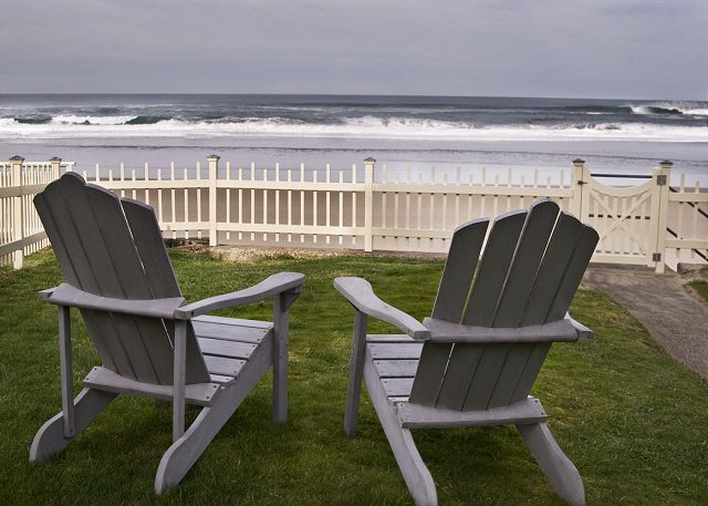 Image Only 7 steps to the sandy beach.