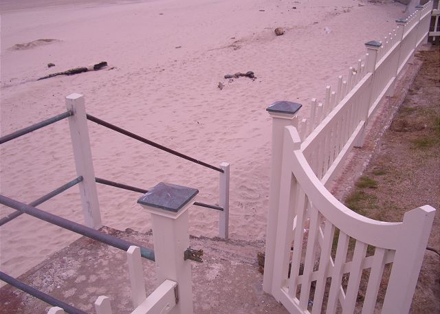 Image Stairs to the Beach