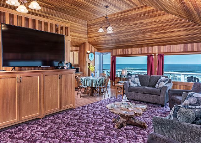 Image Extra bonus Loft area with Kitchenette.