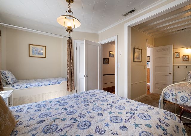 Image 1st floor bedroom 