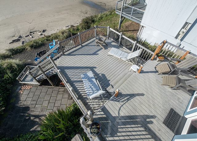 Image Beautiful large decks