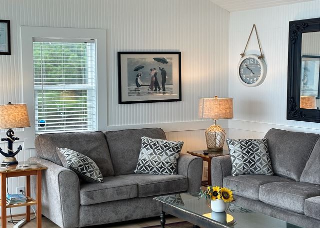 Image Oceanfront Family room