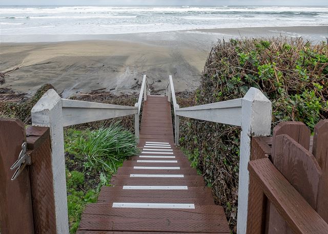 Image New Beach stairs
