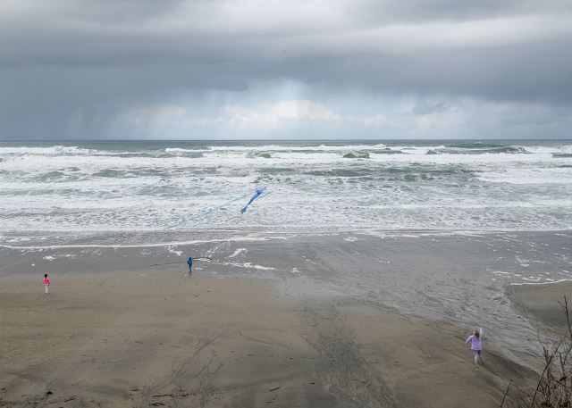 Image Sandy beach out front