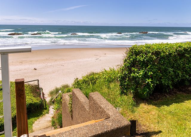 Image Stairs to beach
